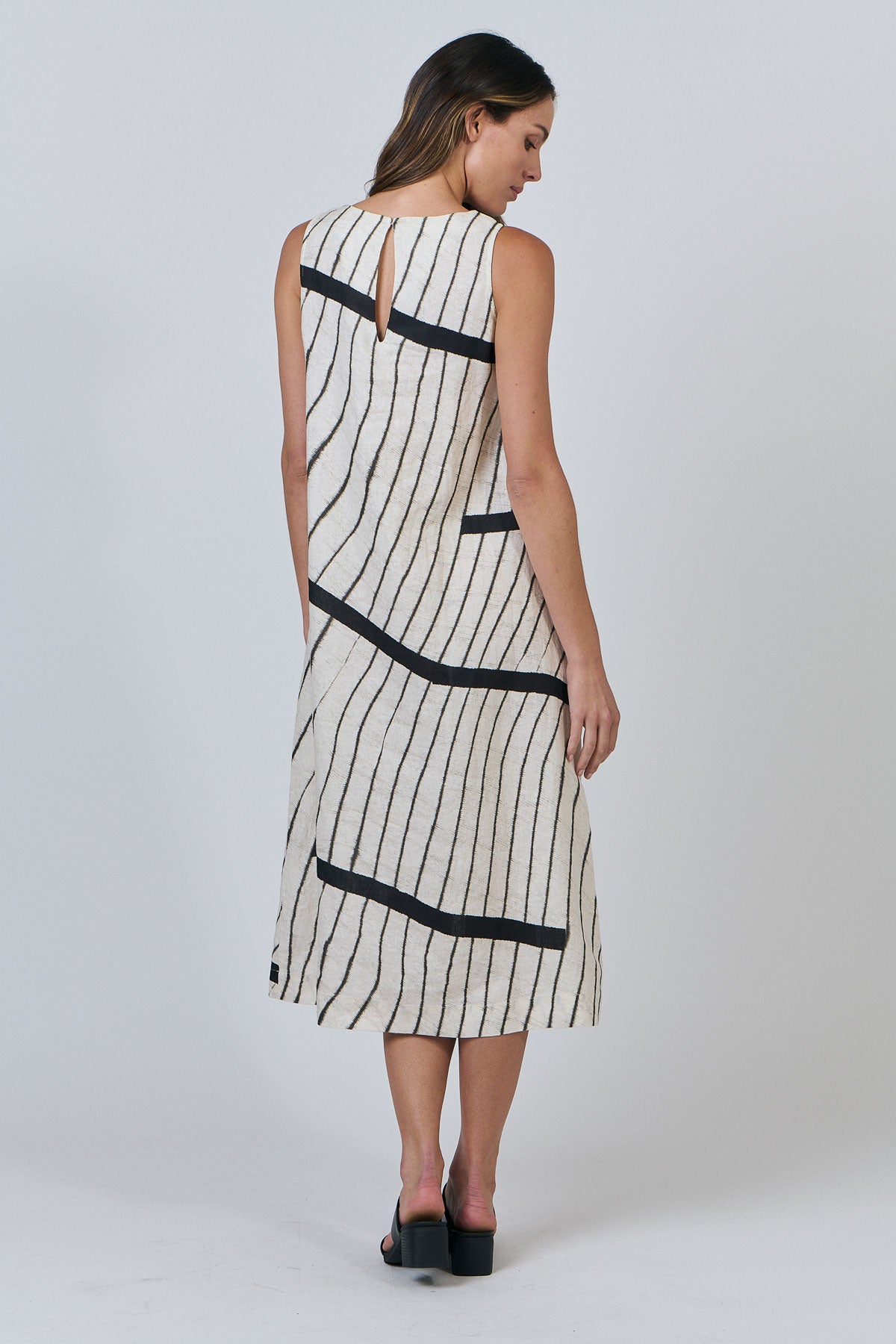 Linen Dress - Isobars