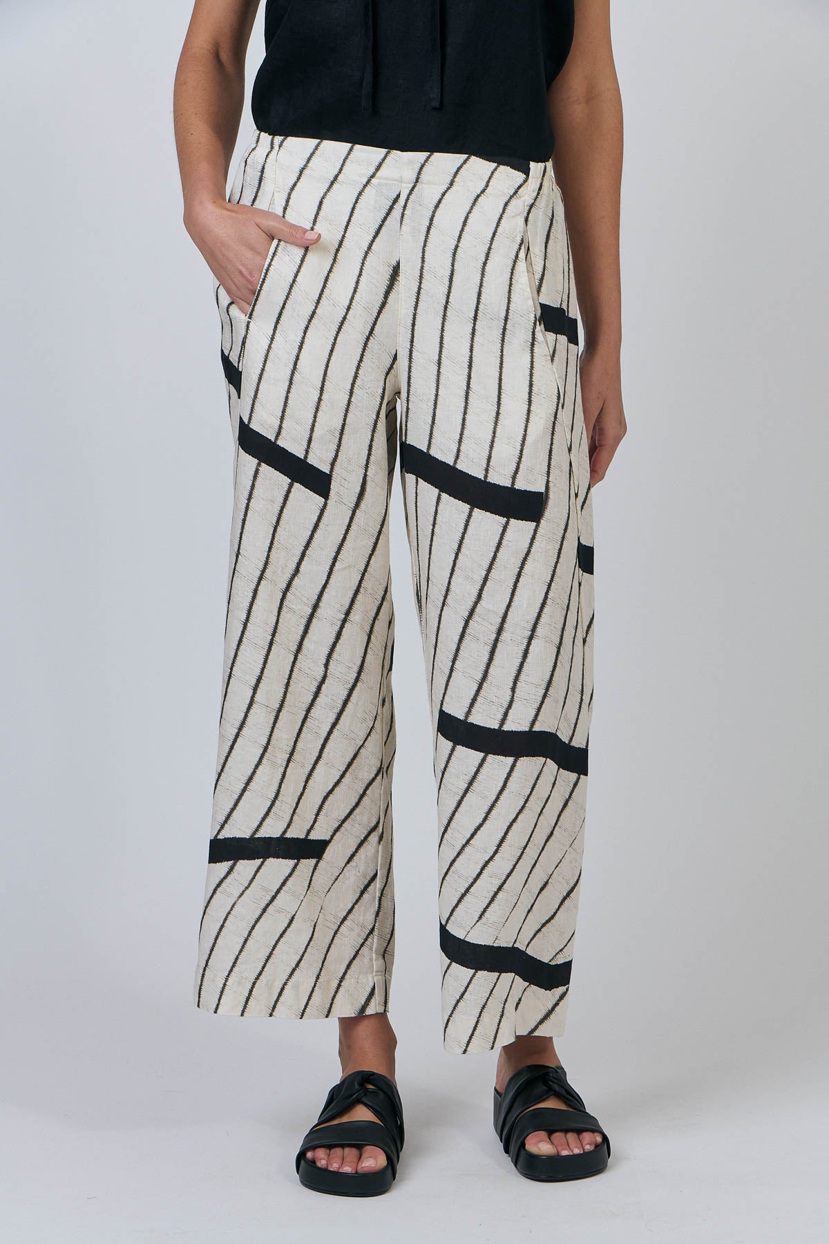 Linen Pants - Isobars