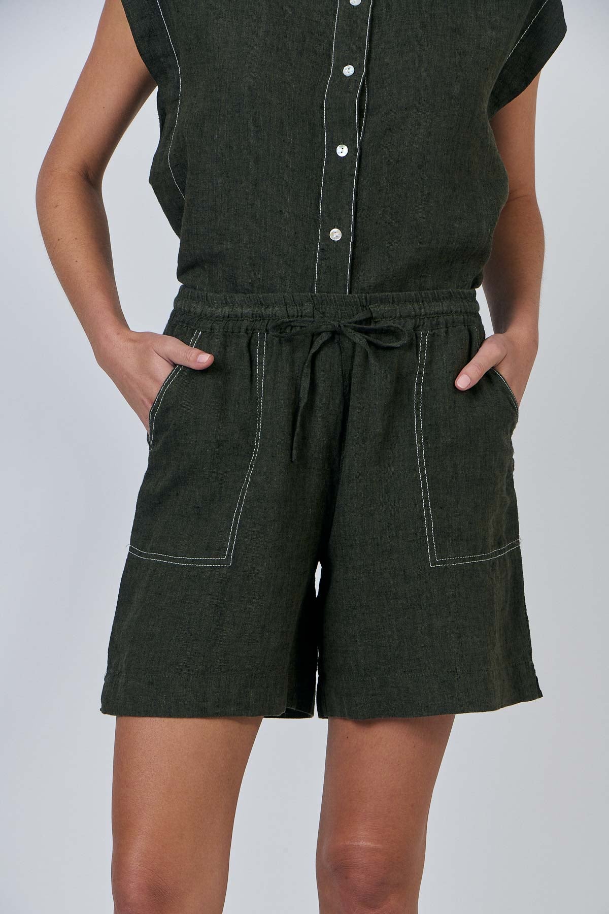 Linen Shorts - Licorice
