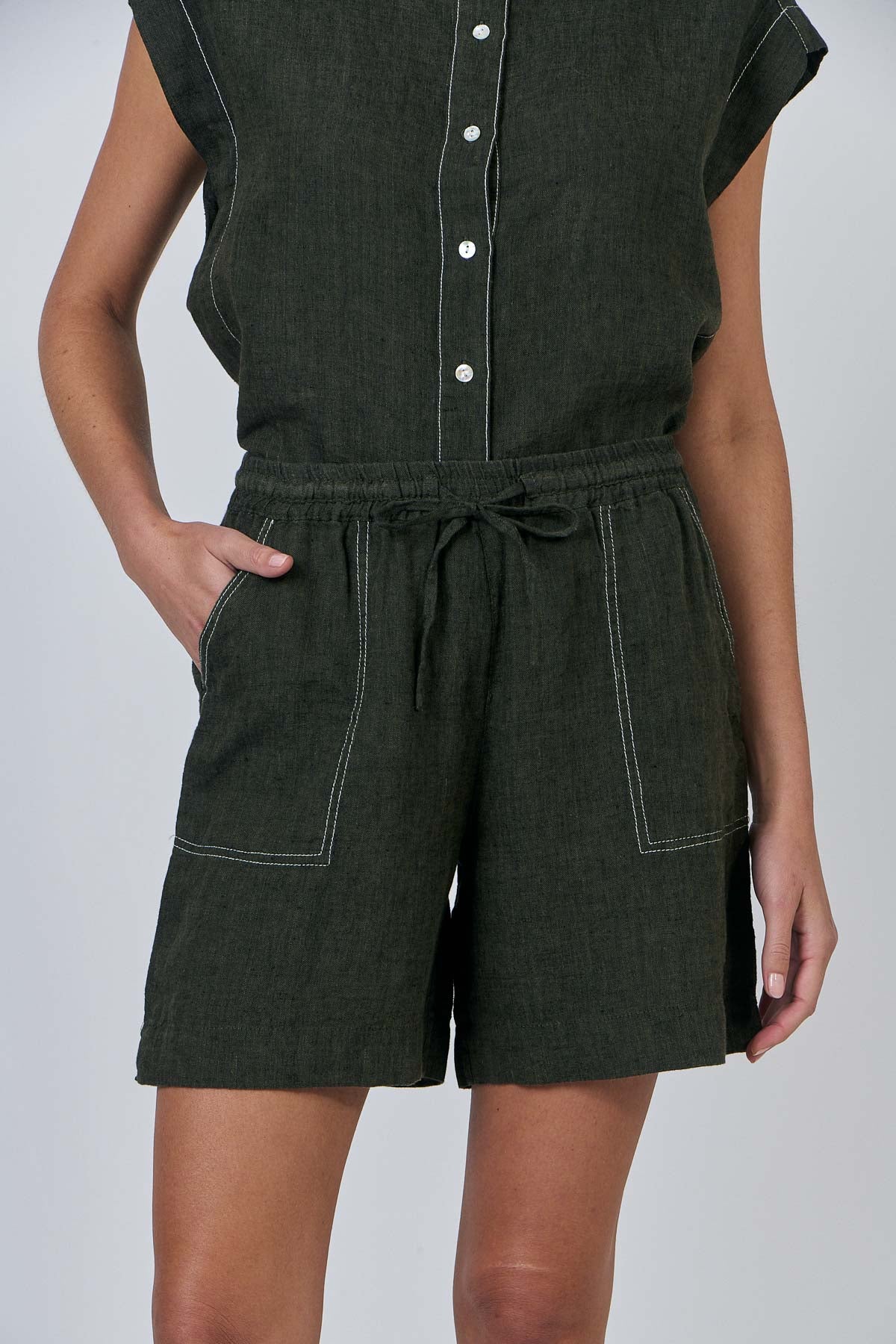 Linen Shorts - Licorice