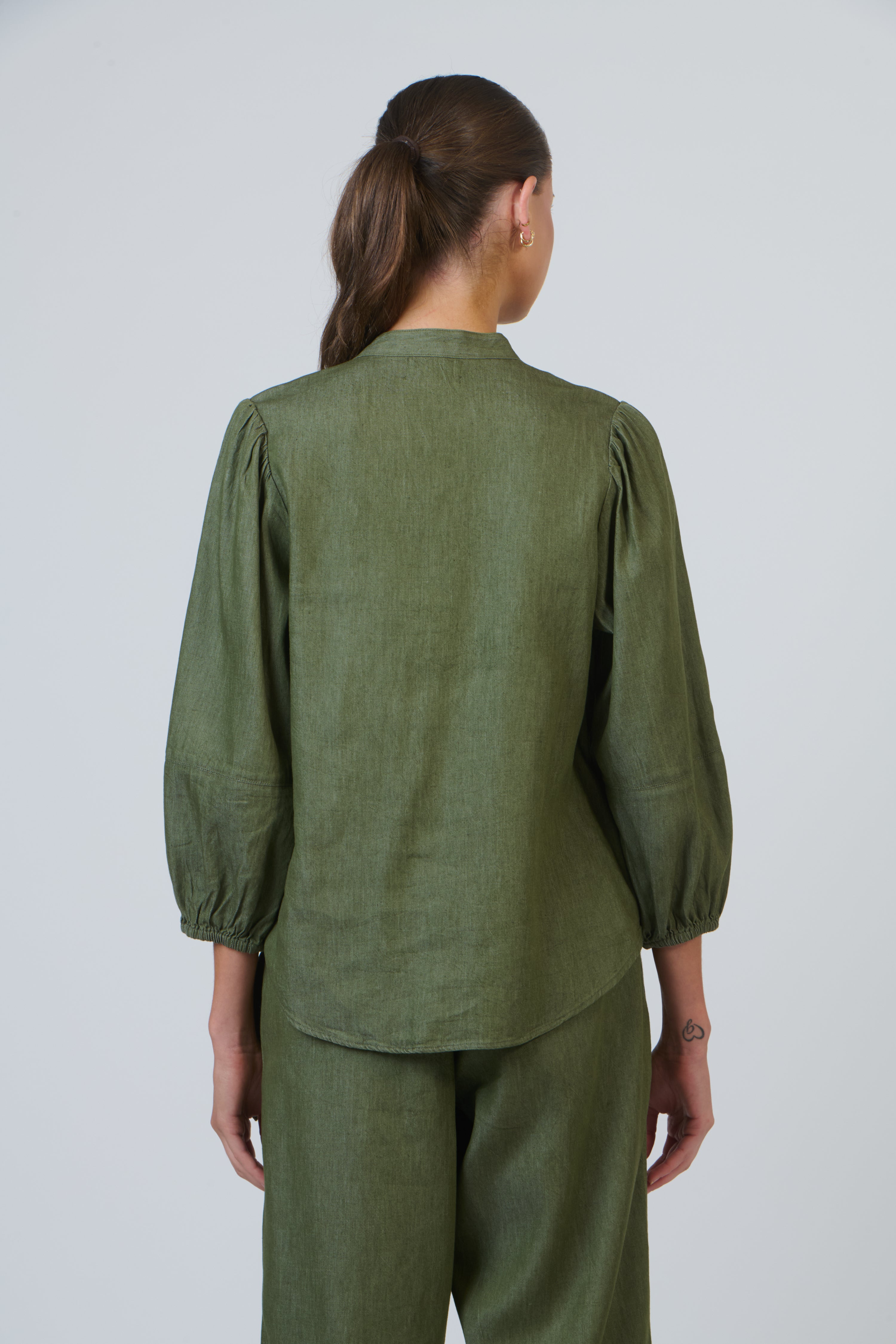 GA566 Top - Bayleaf