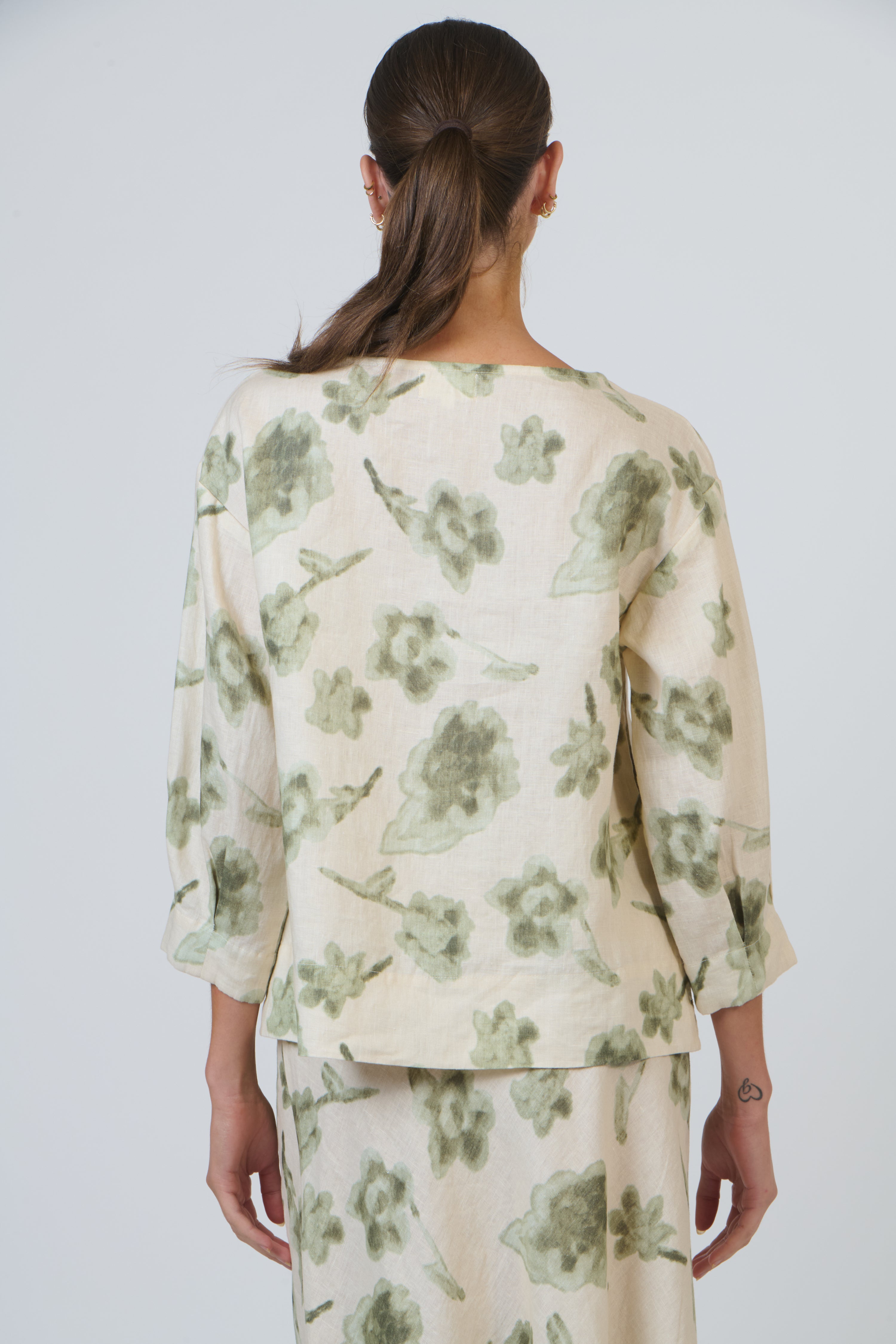 GA674 Top - Patina Petals