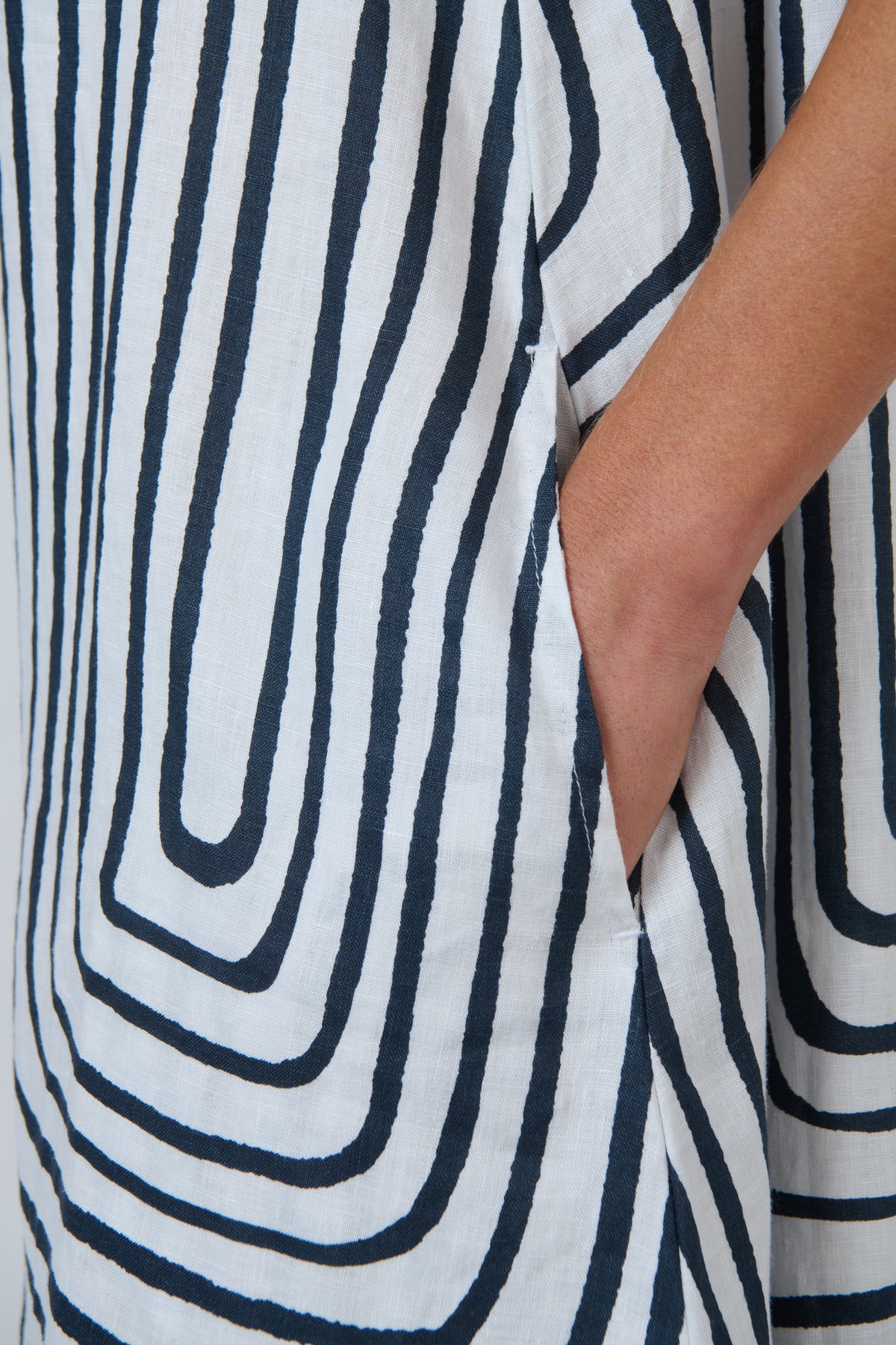 GA706 Dress - Maze