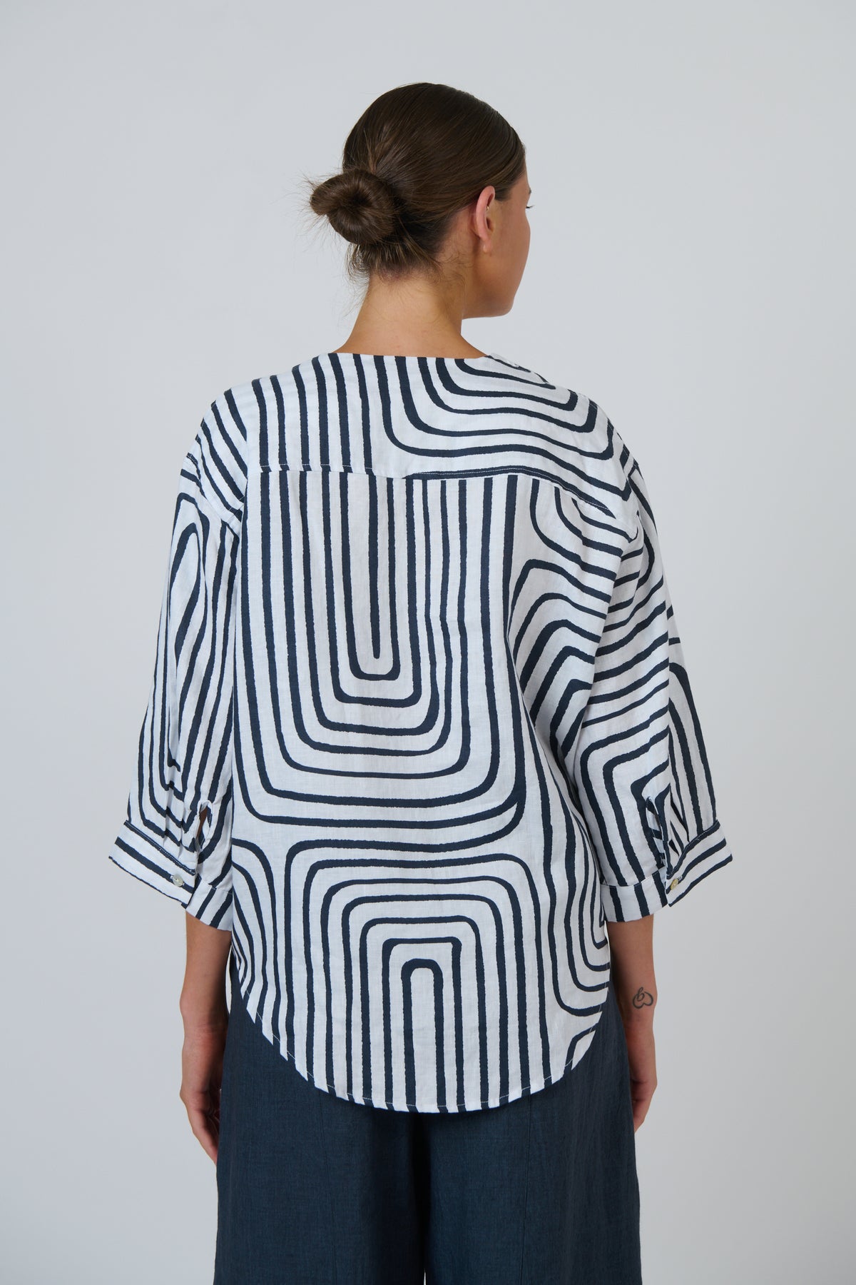 GA717 Top - Maze