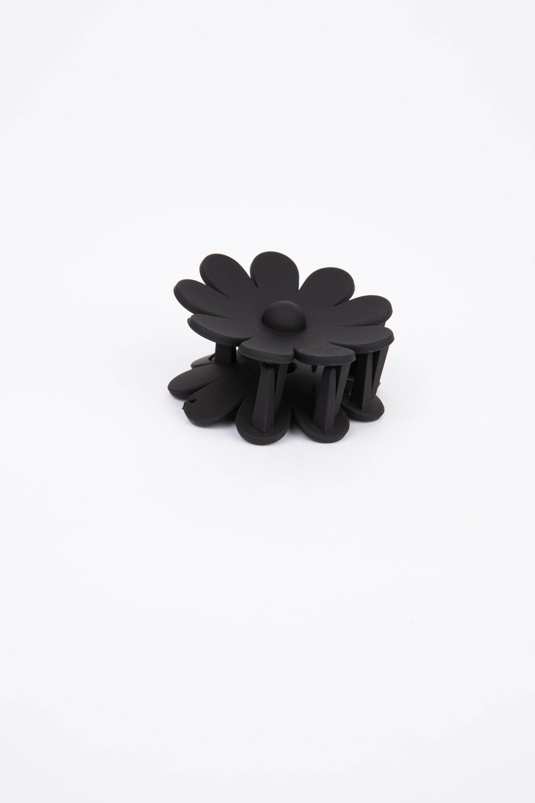 Petunia Hair Claw - Black