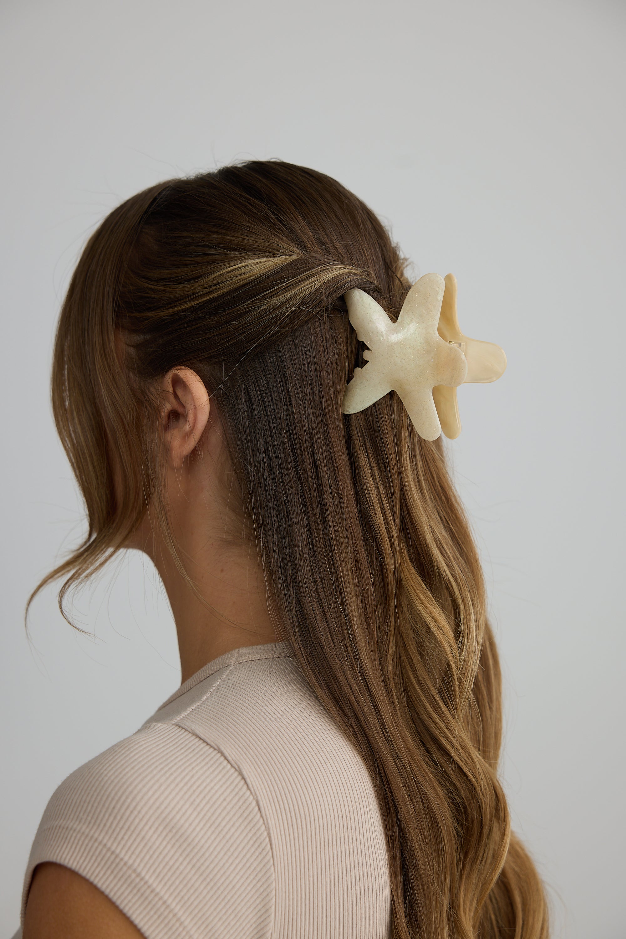 Starfish Hair Claw - Creme