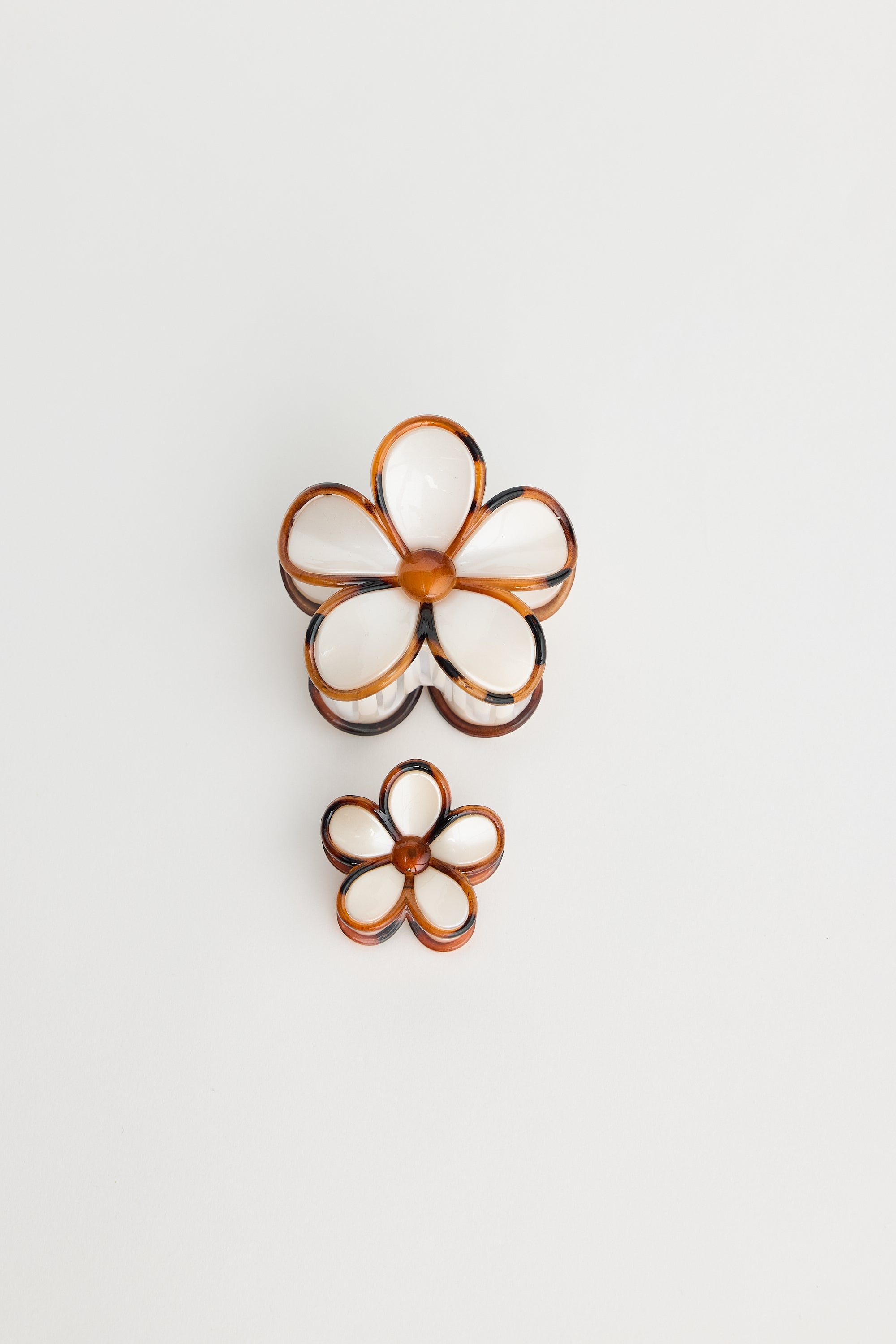 Flora Hair Claw 2 Pk - White