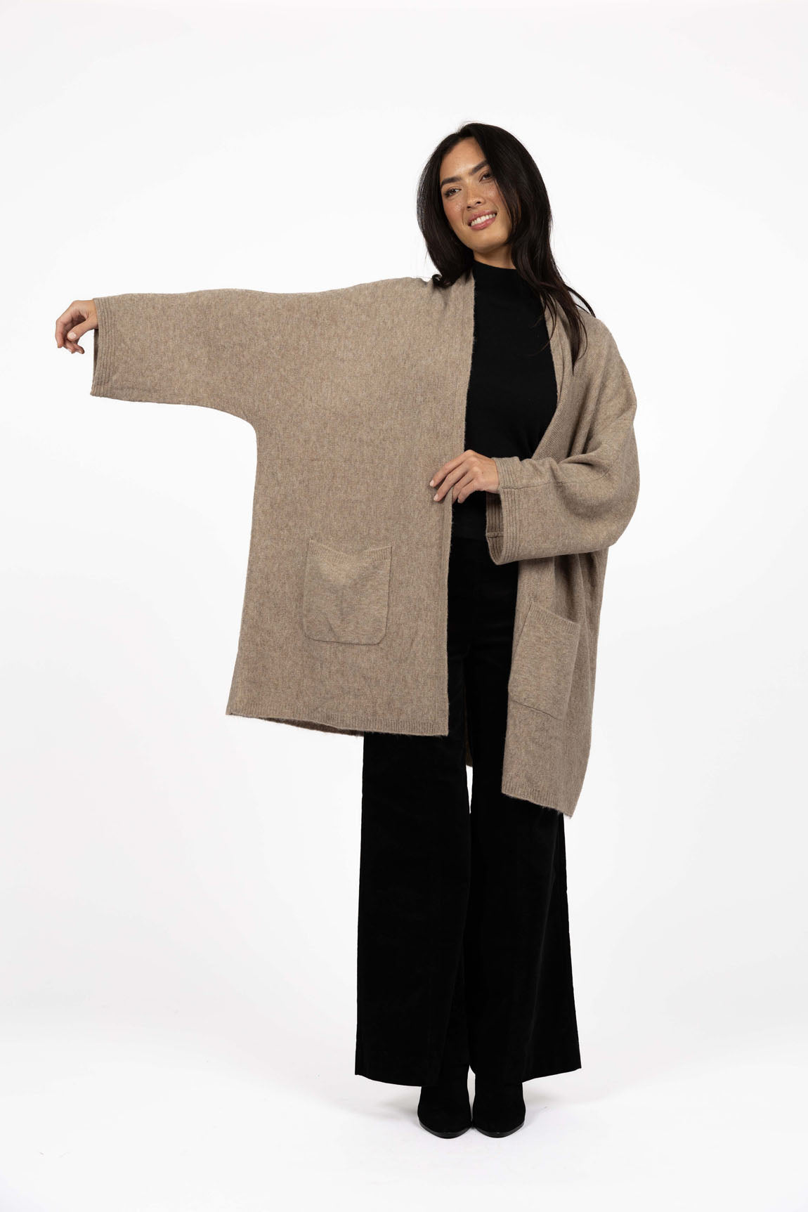 Rosha Cardi - Hazelnut