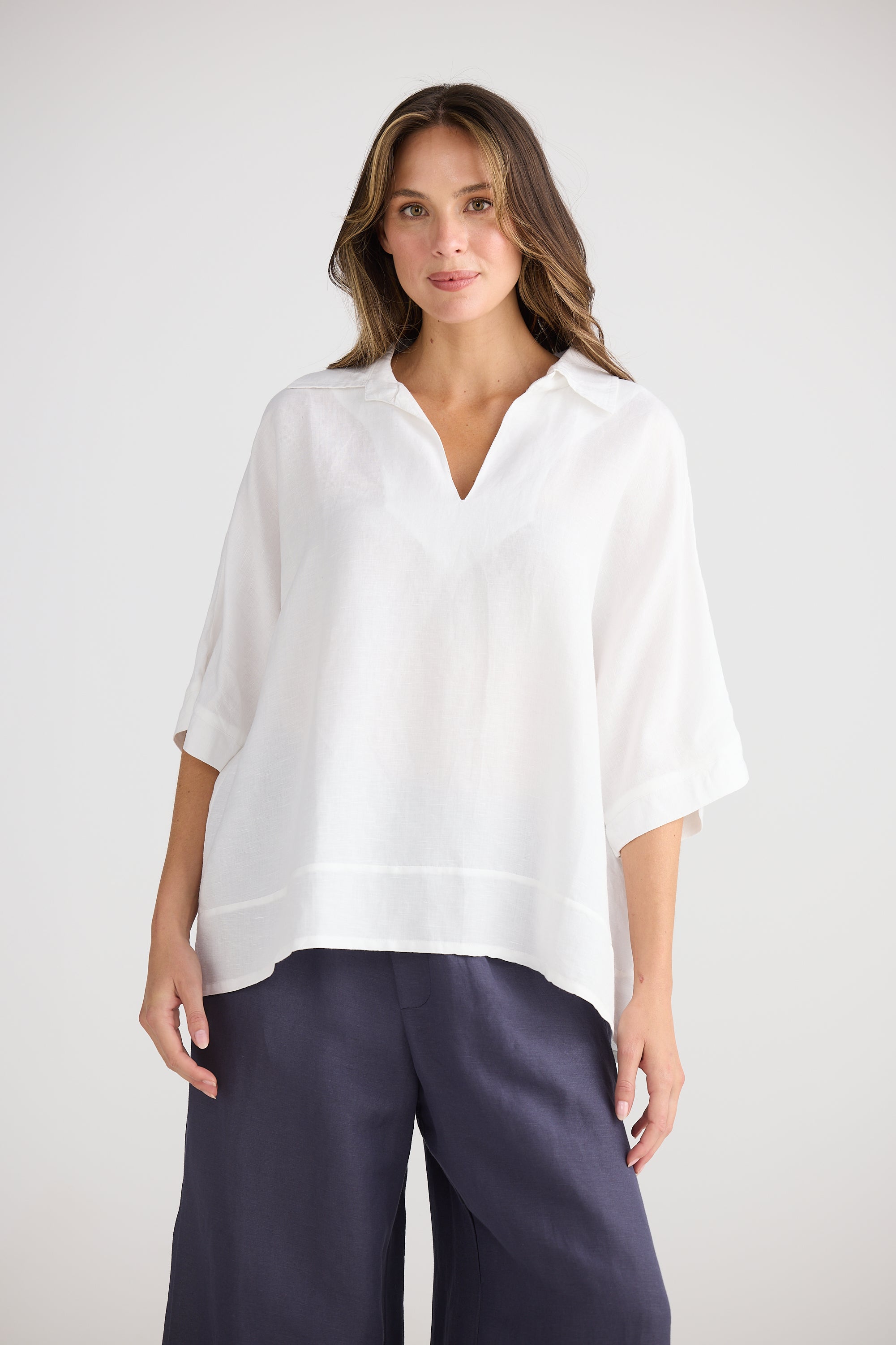 Wander Top - White