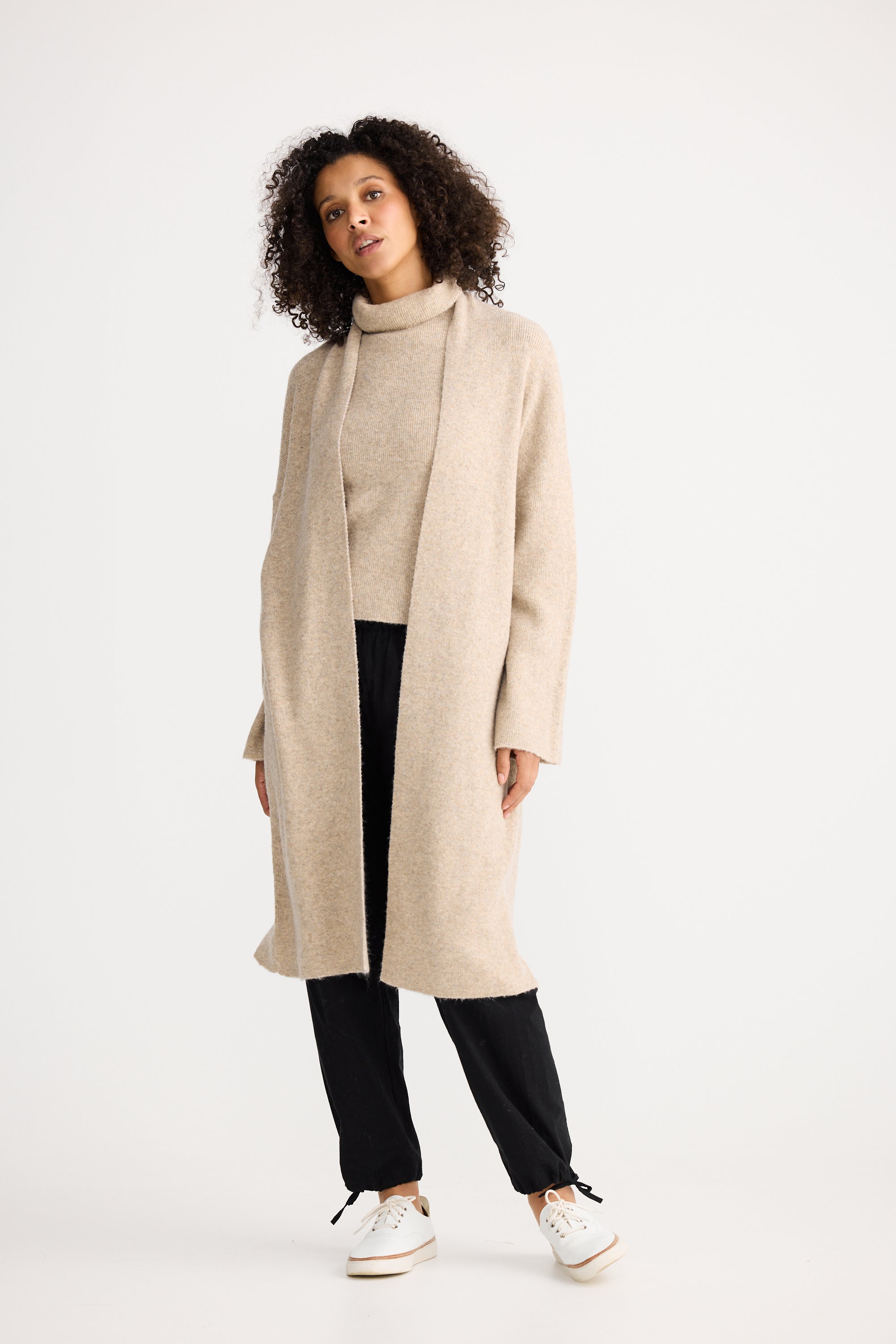 Lucerne Cardi - Oatmeal