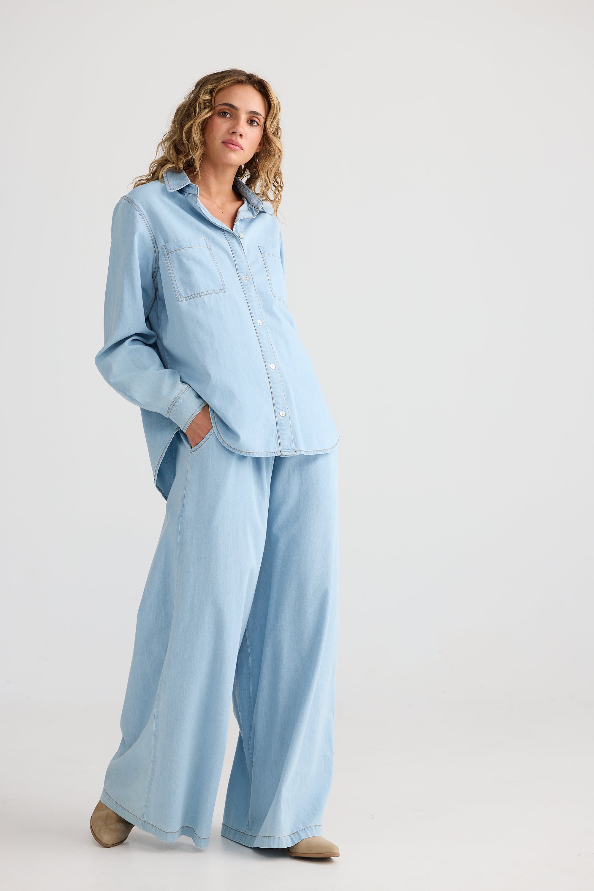 Freedom Pant - Light Denim