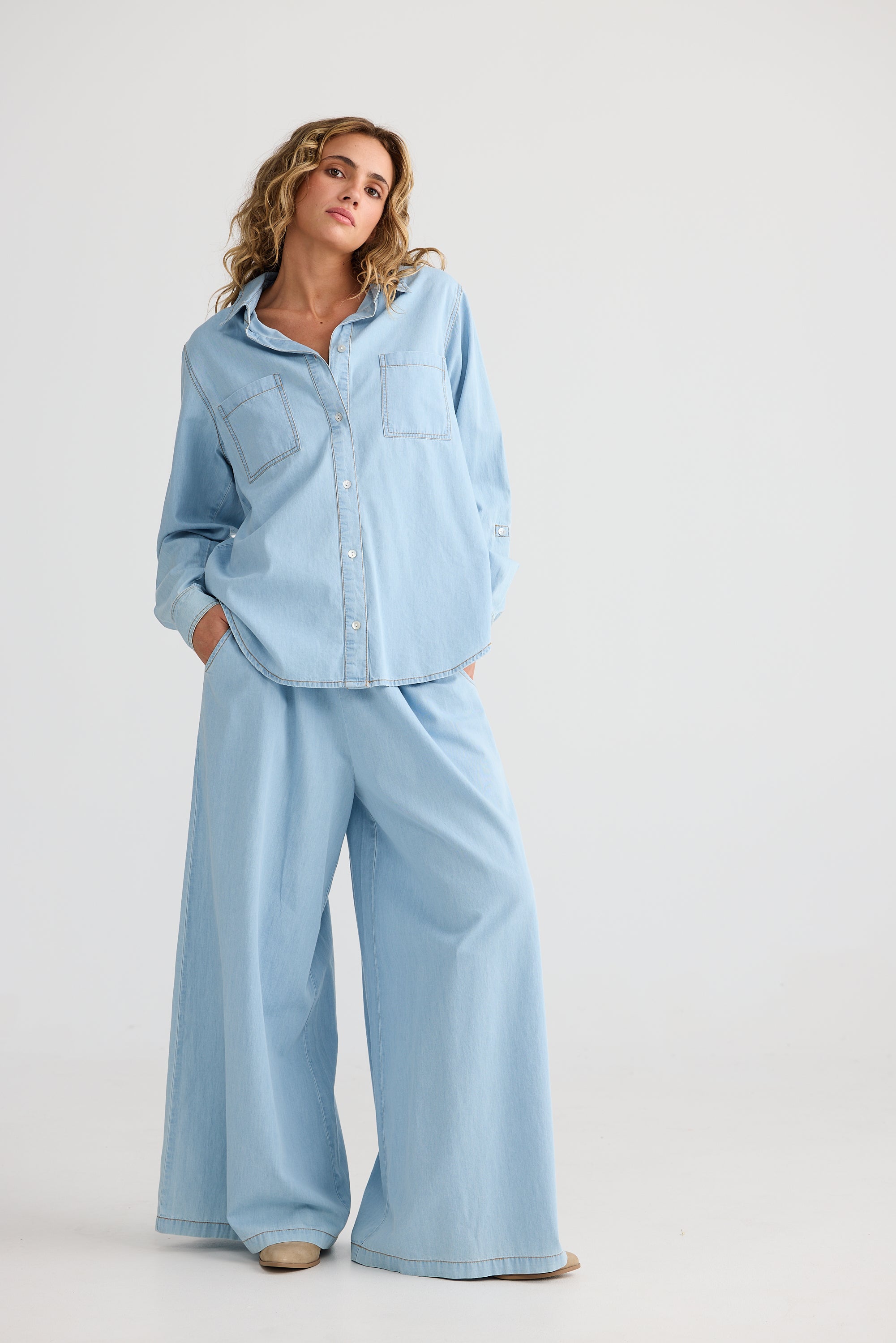 Freedom Pant - Light Denim