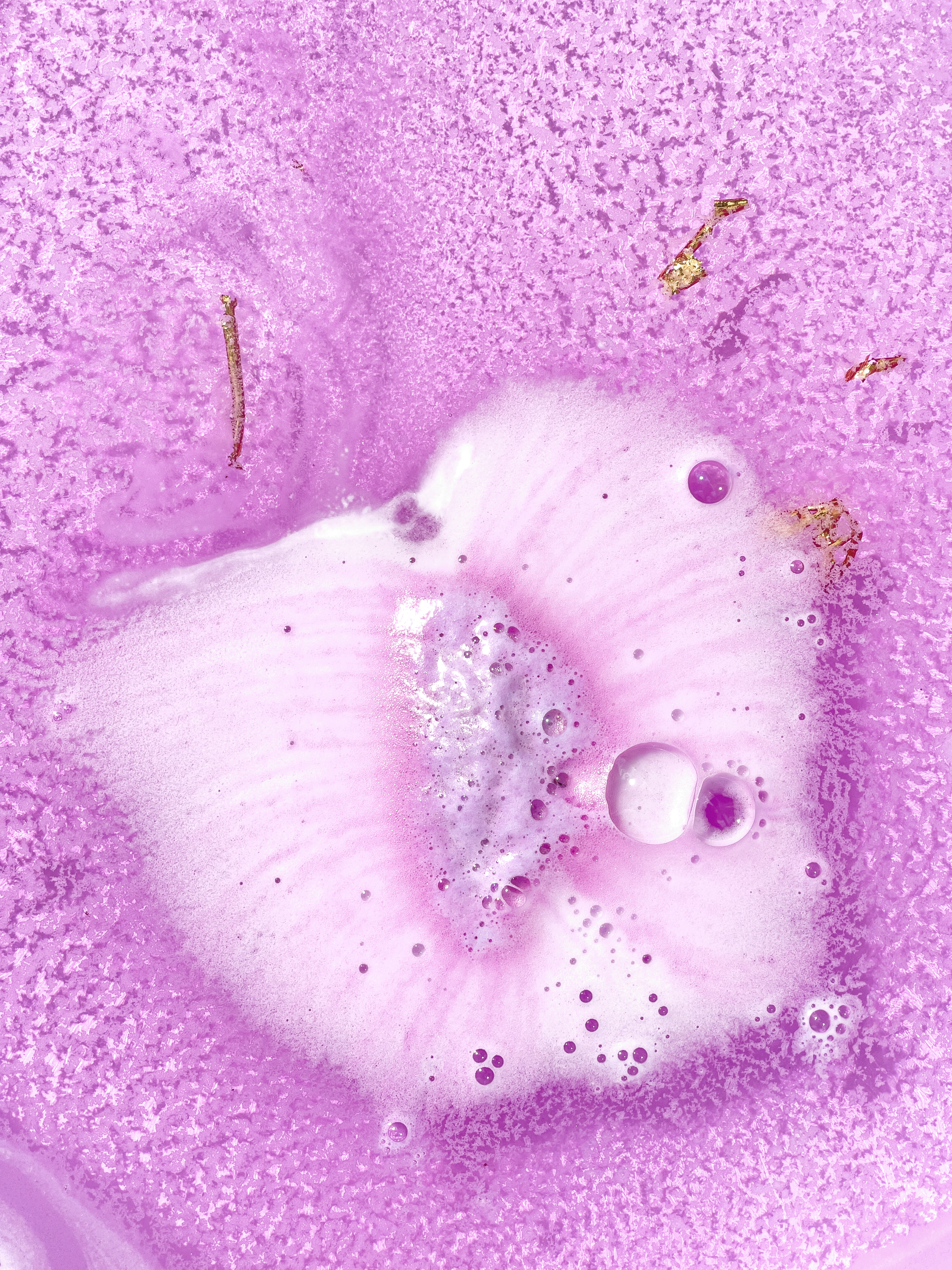 Amethyst Crystal Bath Bomb - Lavender