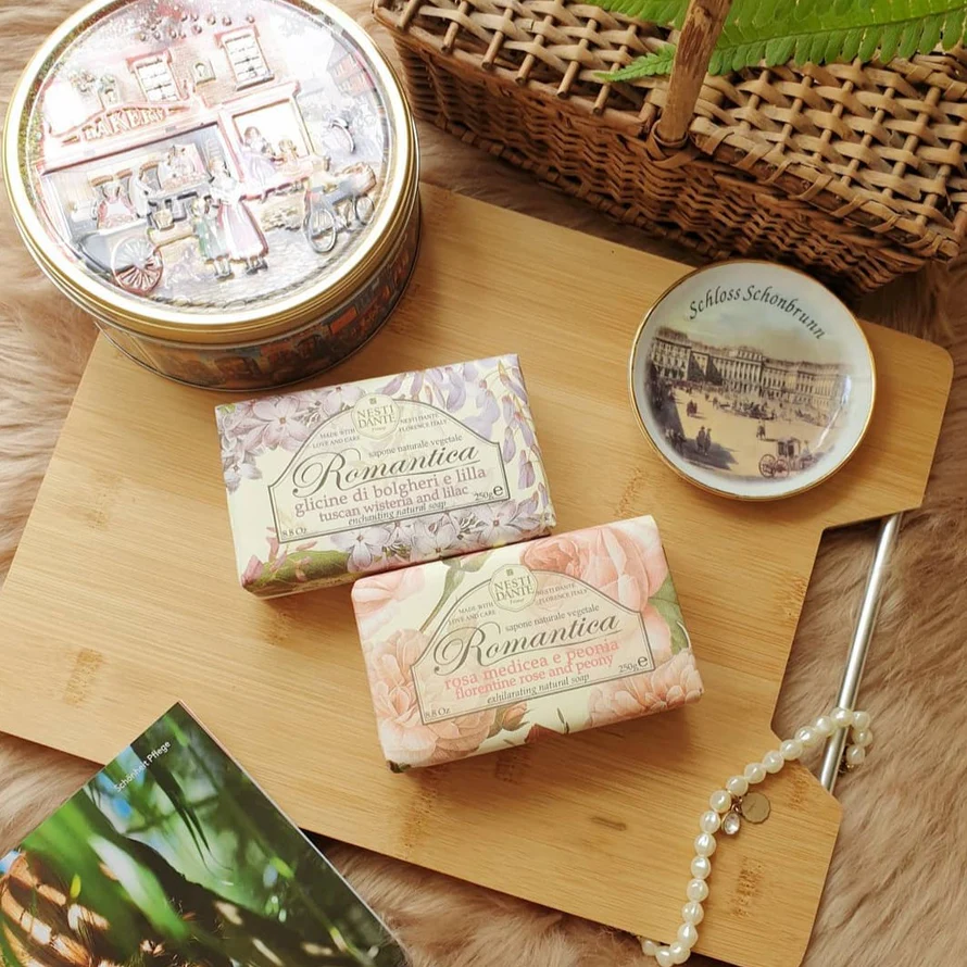 Romantica Tuscan Wisteria & Lilac Soap