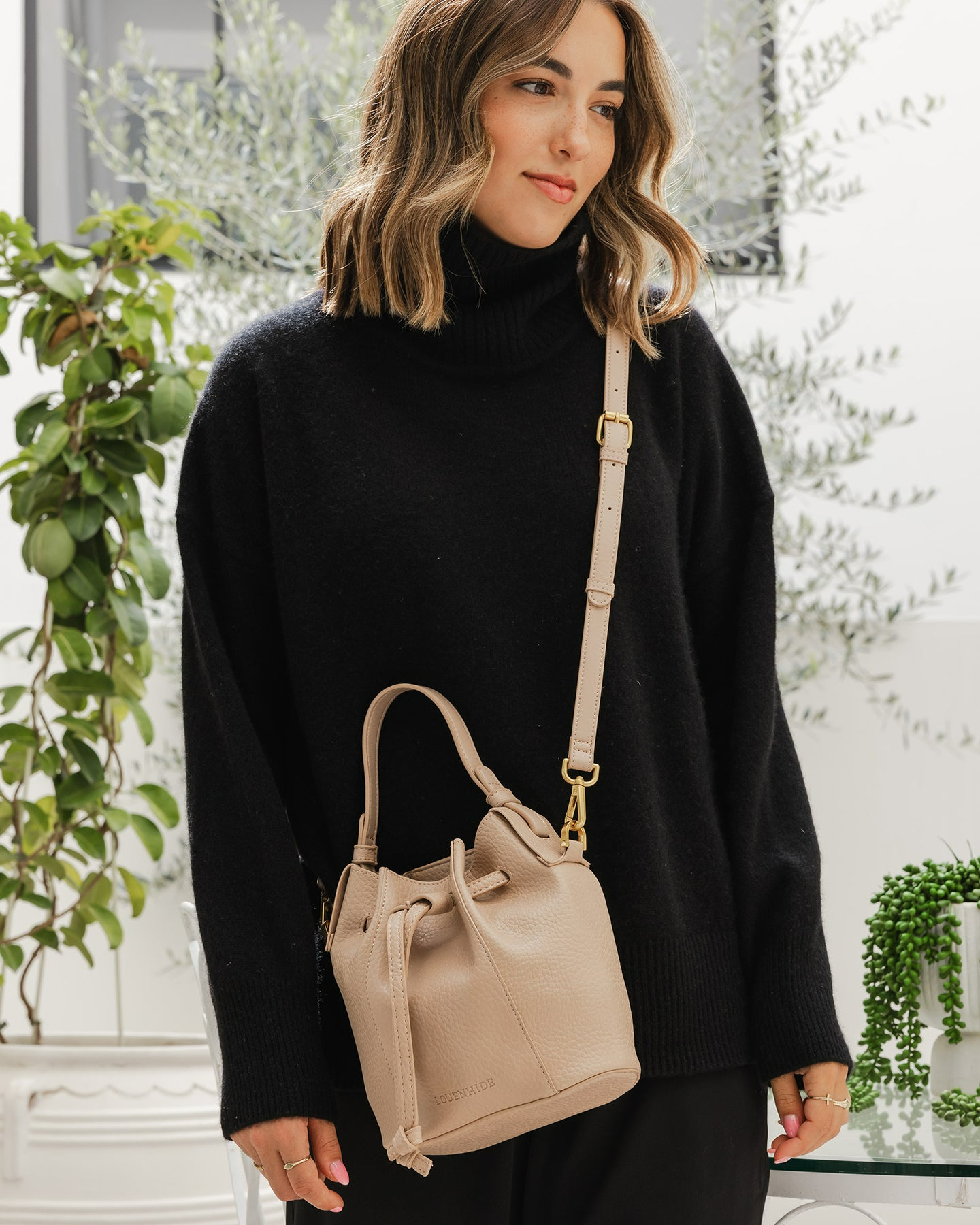 Montie Bucket Bag