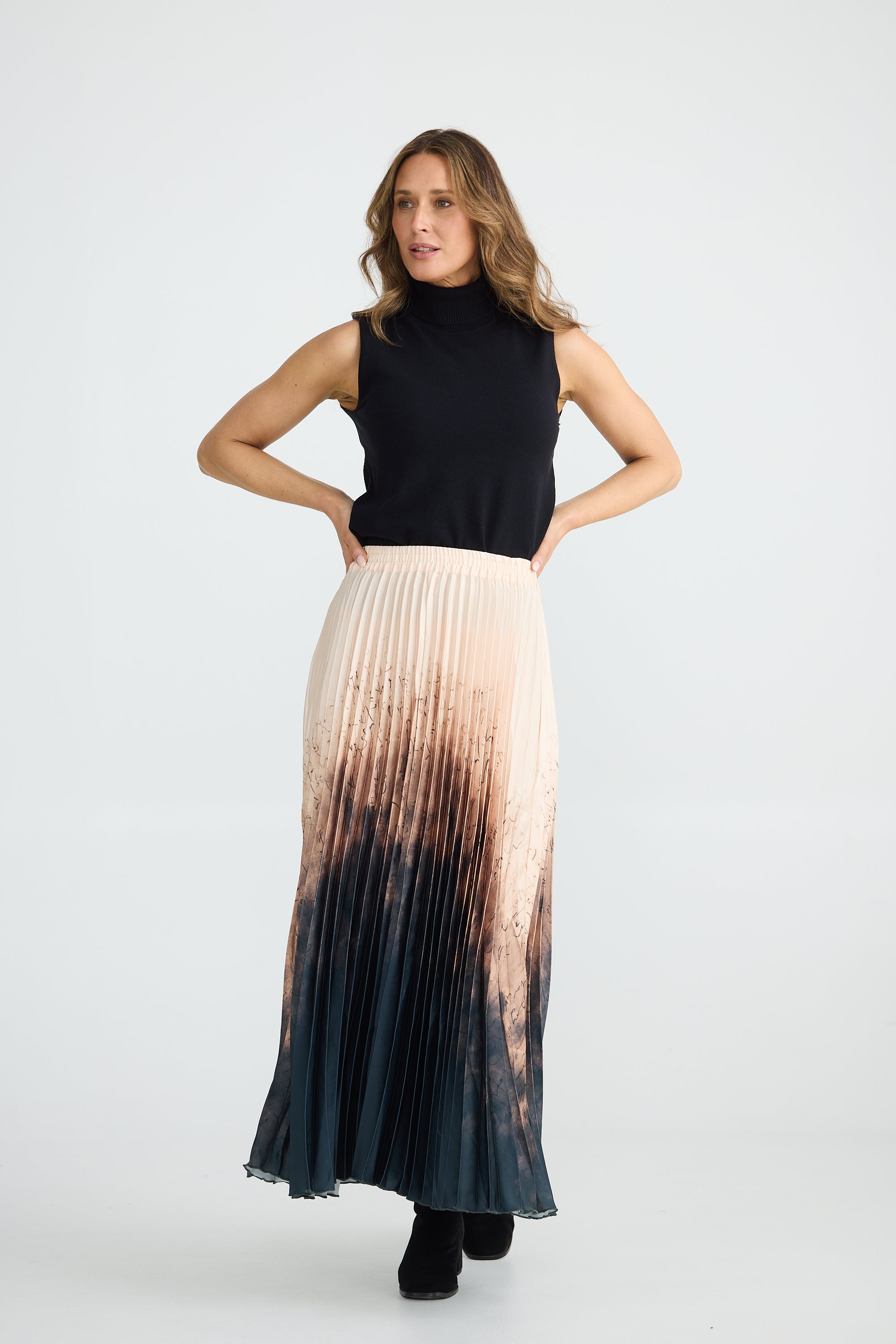 Alias Pleated Skirt - Calligraphy