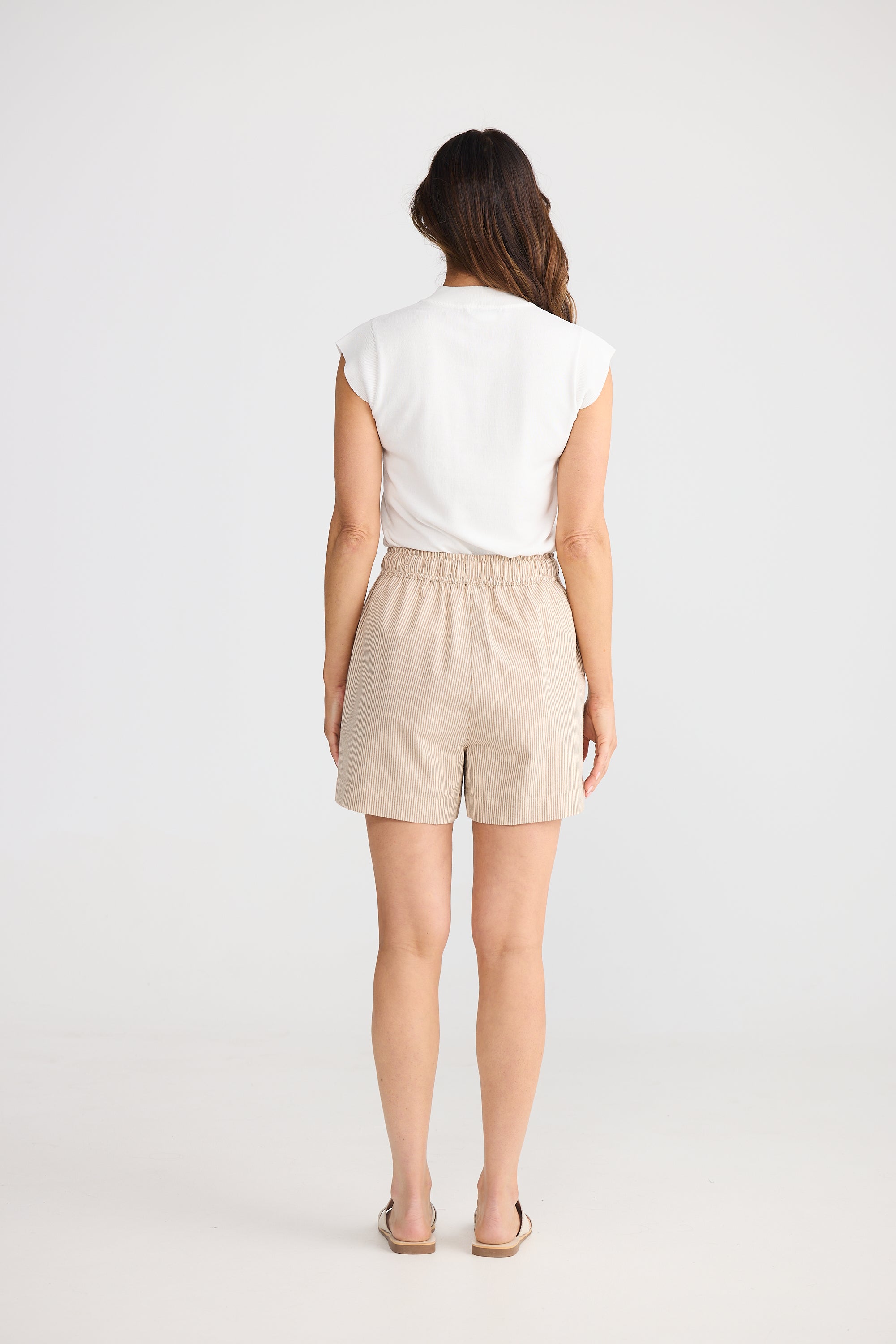 Bobbi Short - Latte Pinstripe