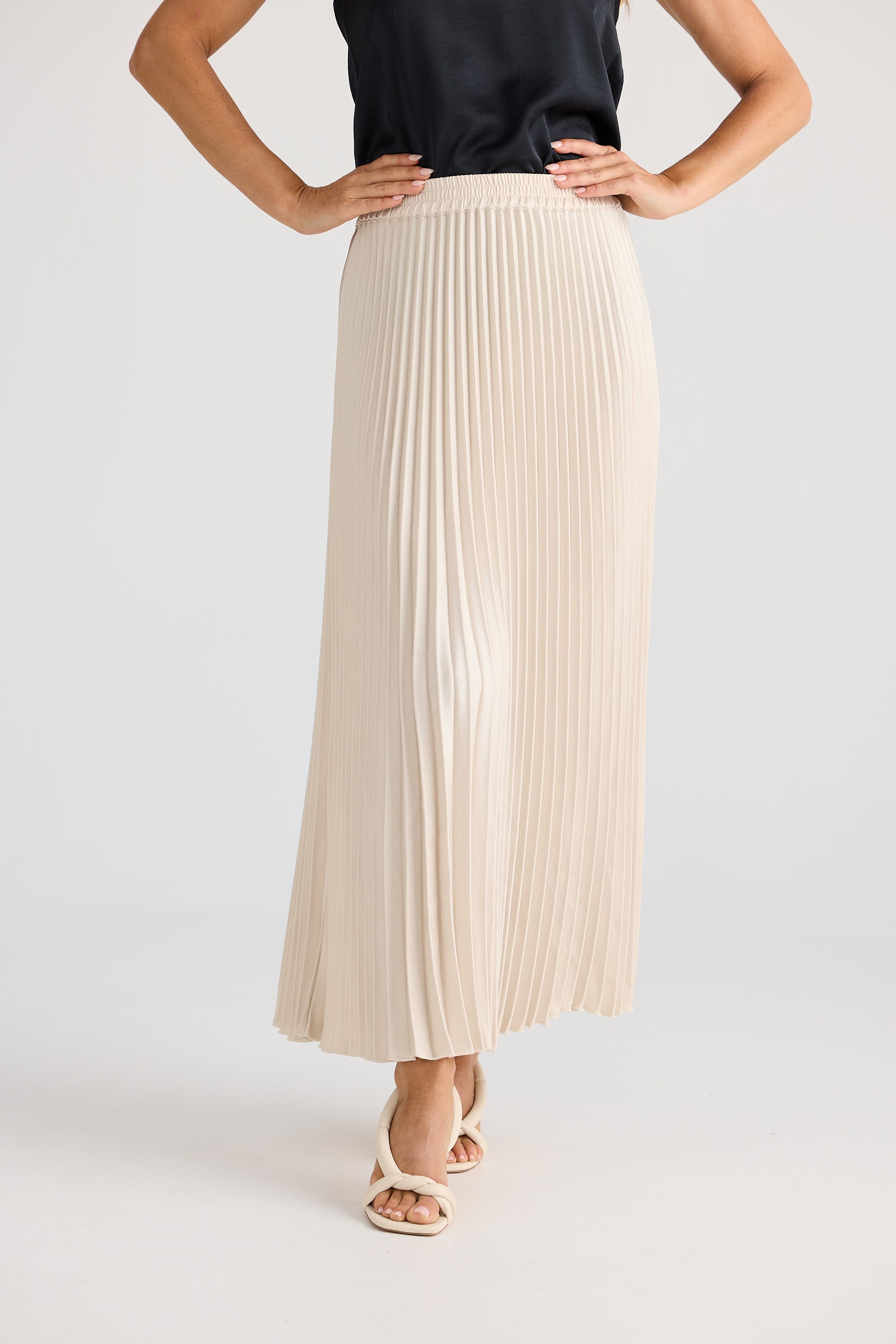 Alias Pleated Skirt - Oyster