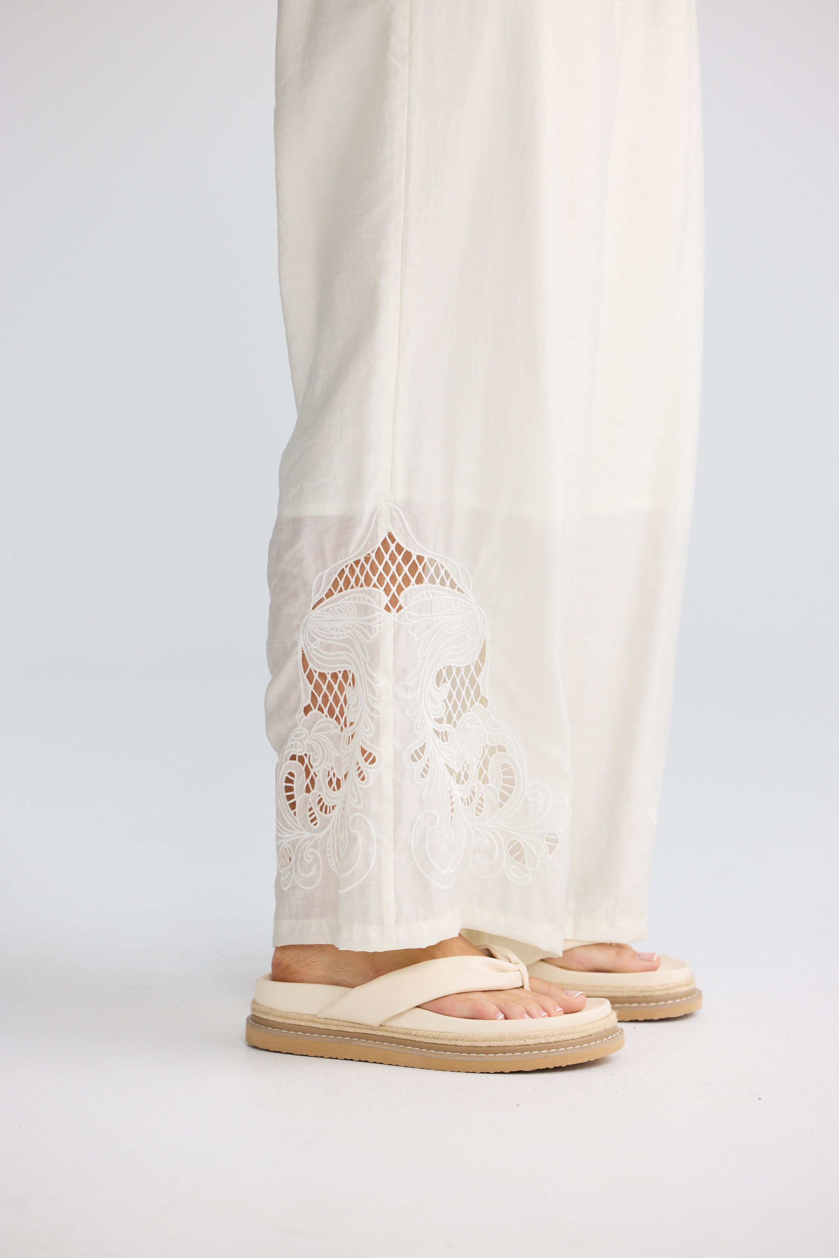 Astrid Pant - Ivory