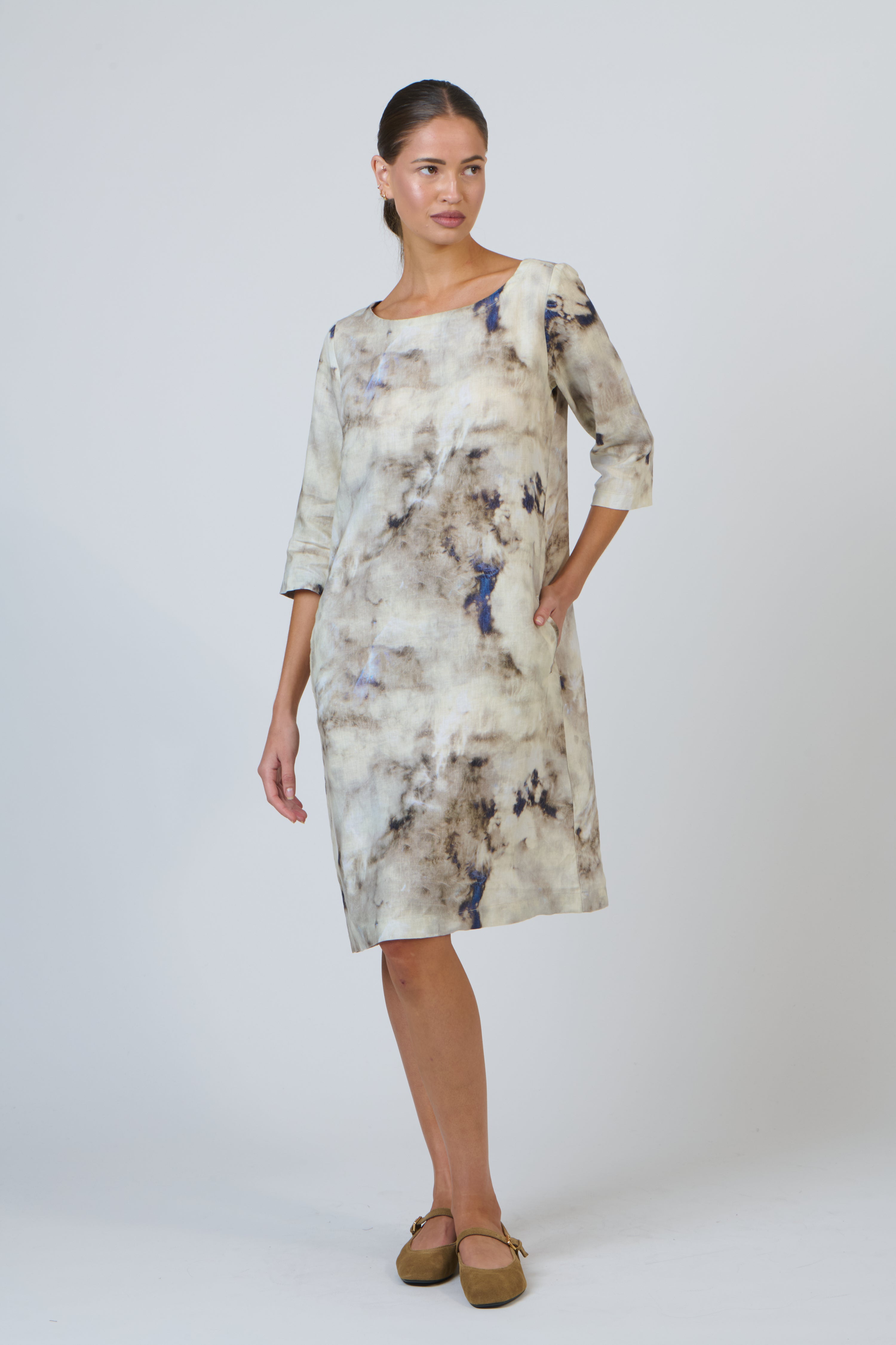 Linen Dress - Emperador