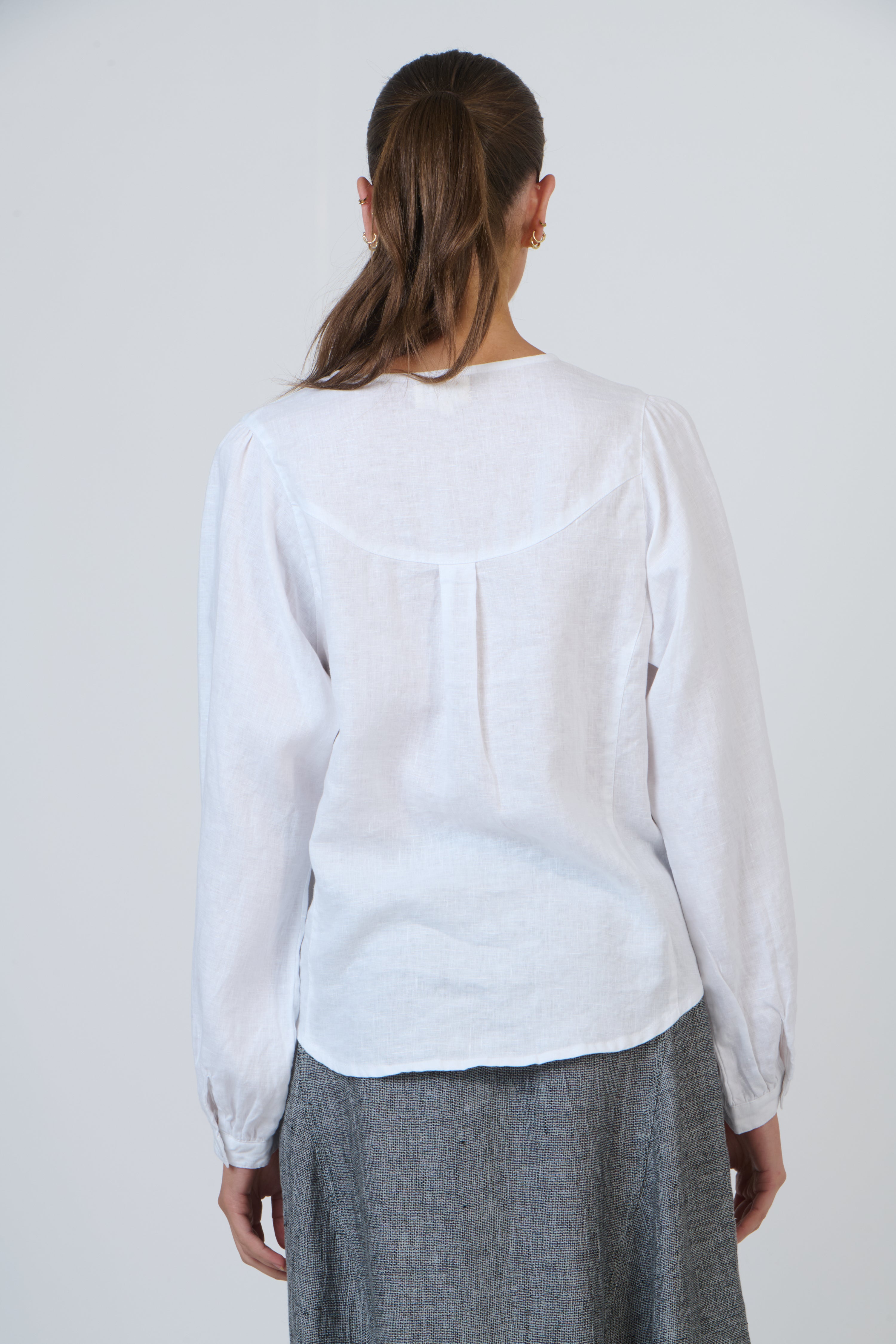 GA679 Top - White