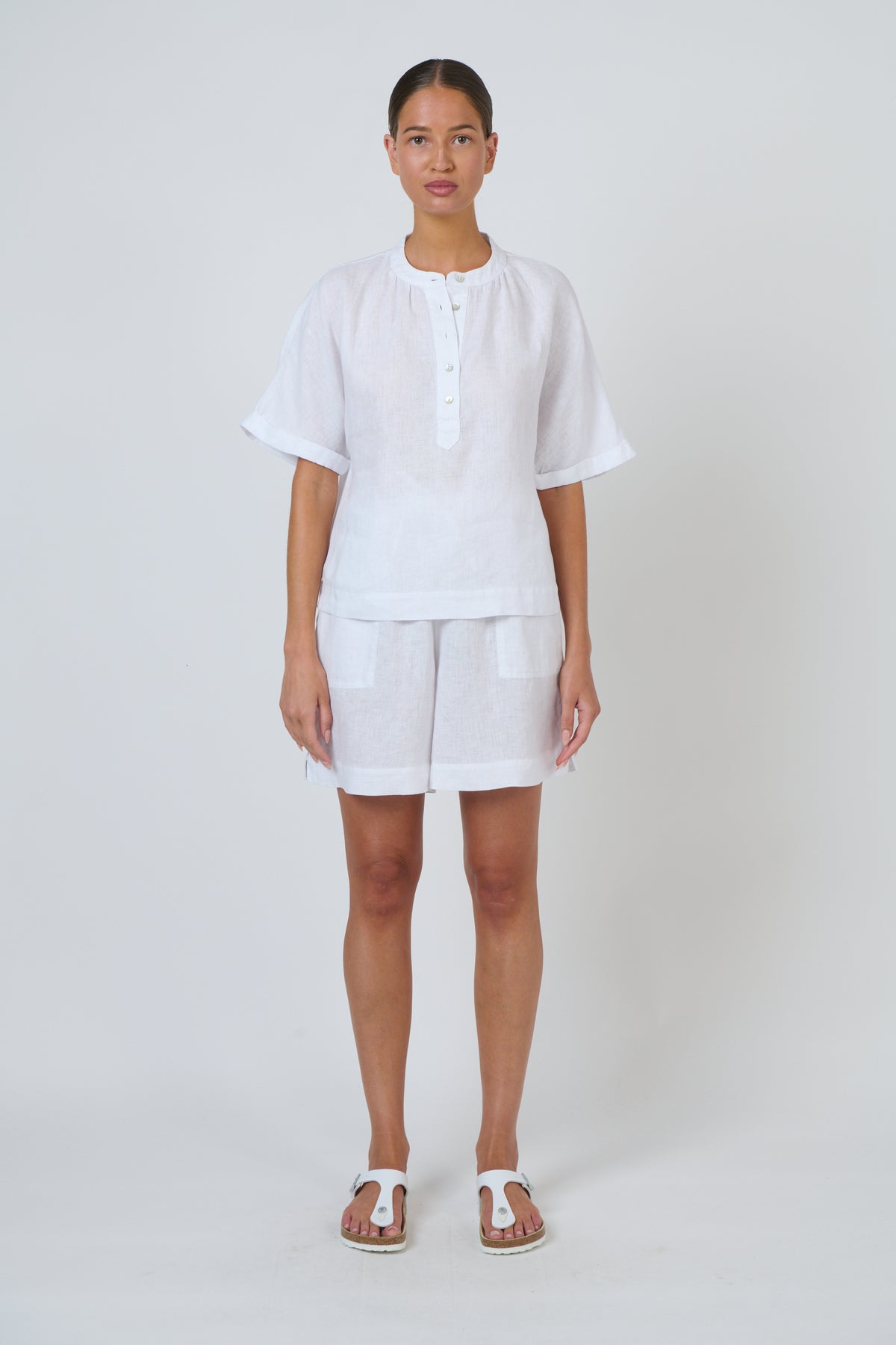 GA477 Shorts - White
