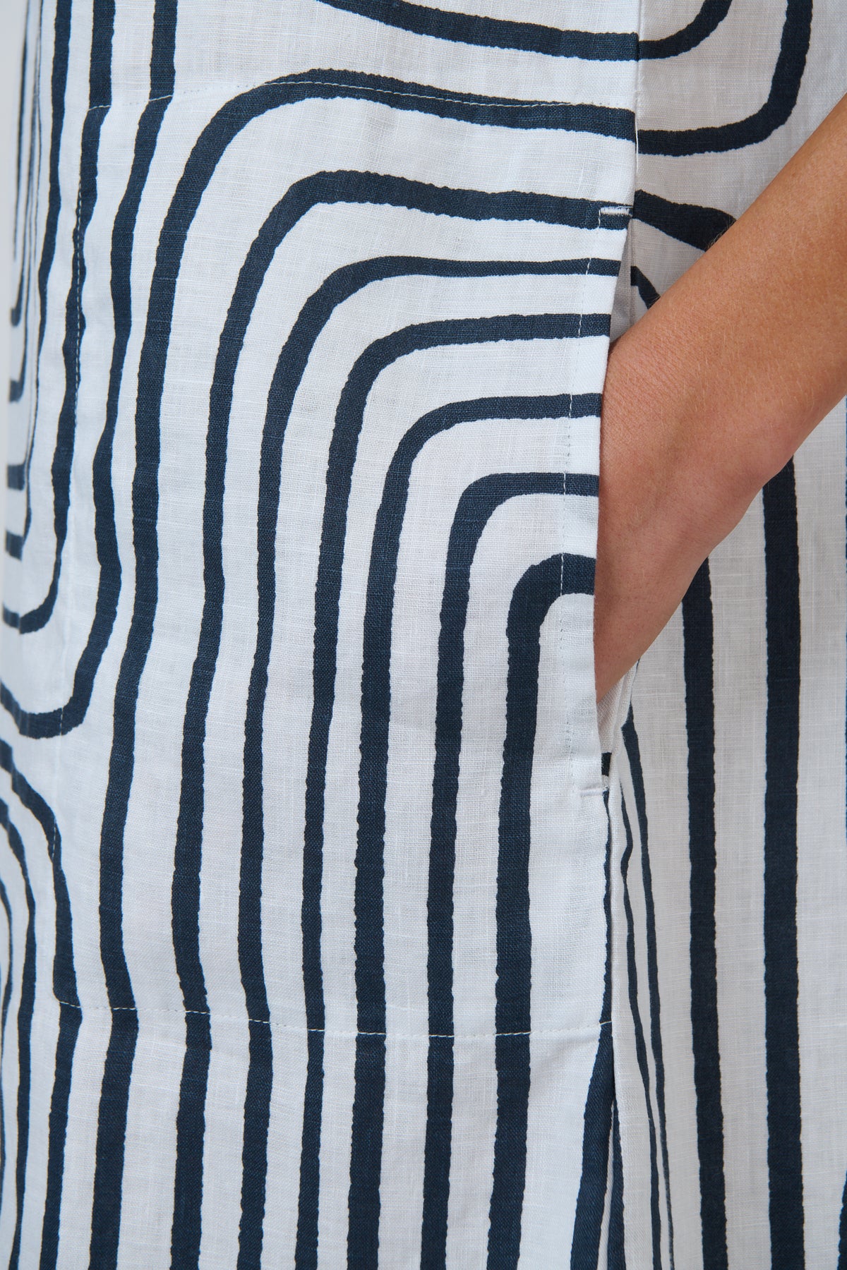 GA702 Dress - Maze