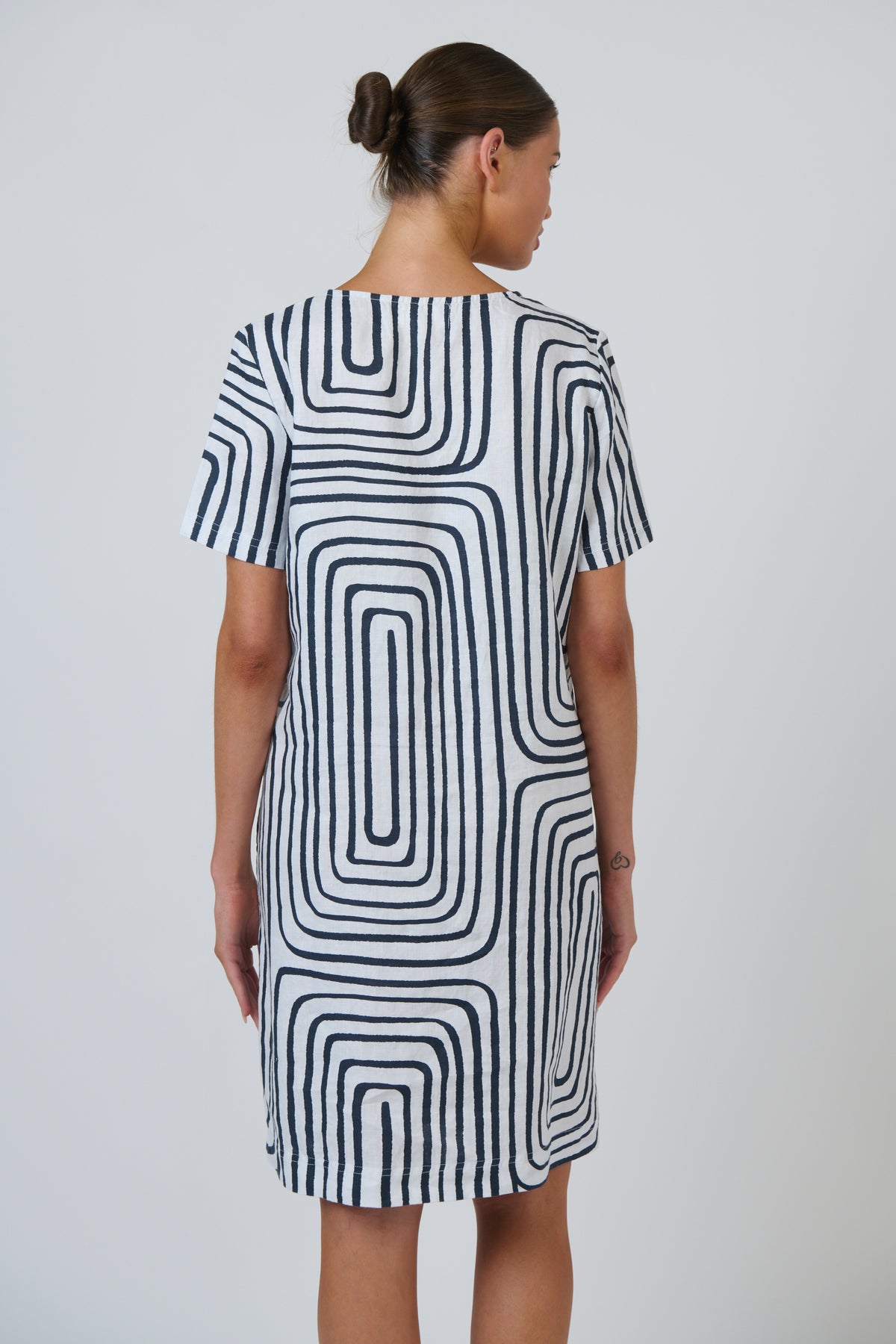 GA702 Dress - Maze