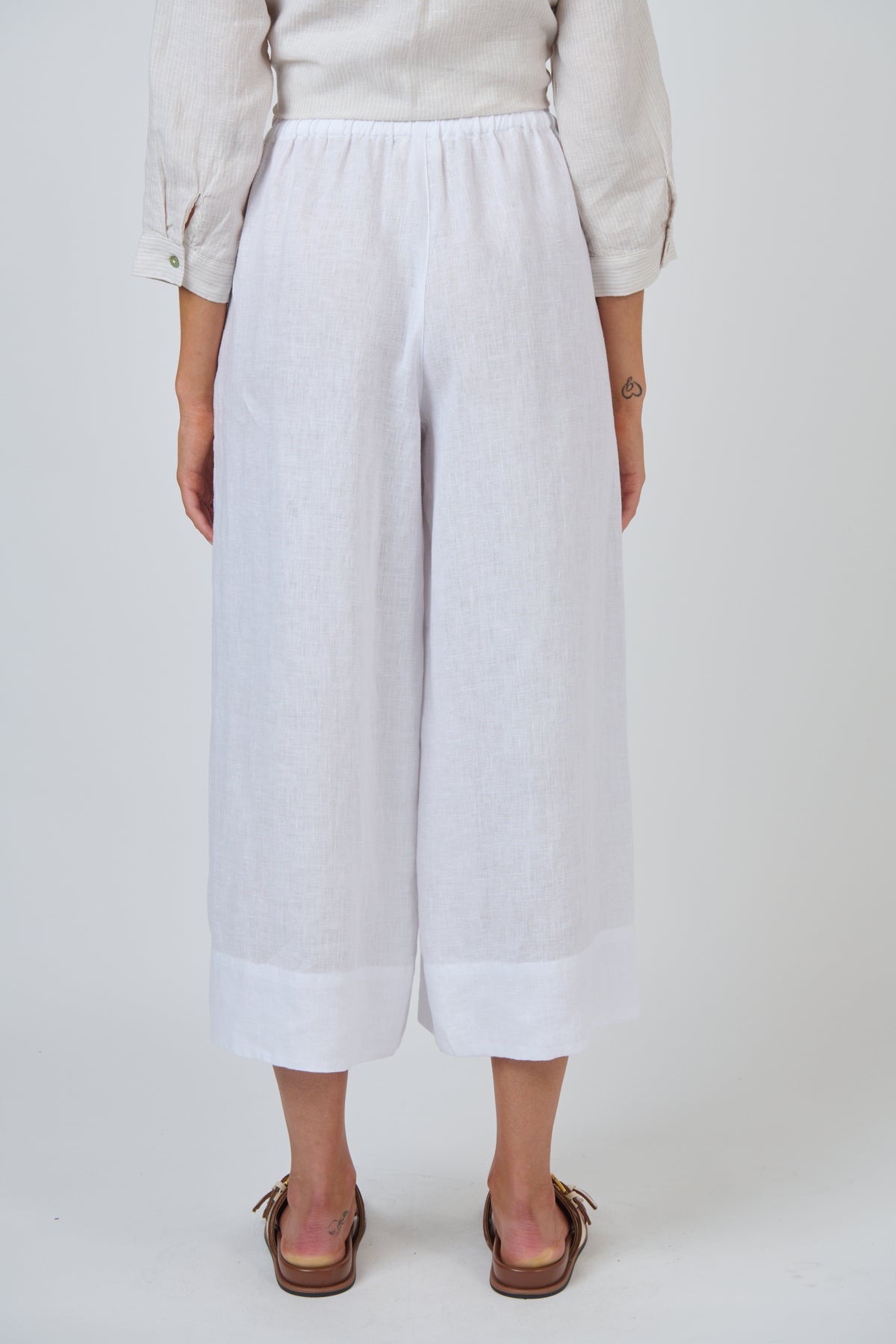 GA713 Pants - White