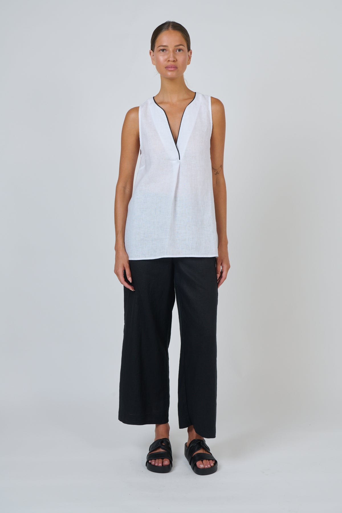 GA733 Top - White
