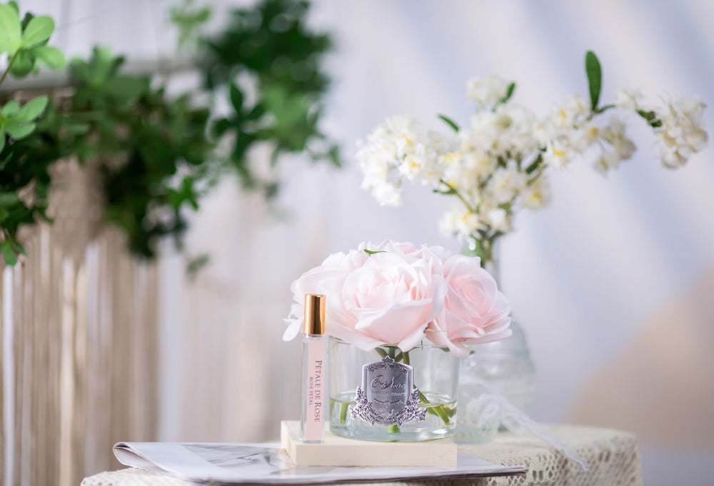 Perfumed Natural Touch Five Roses - Clear - French Pink
