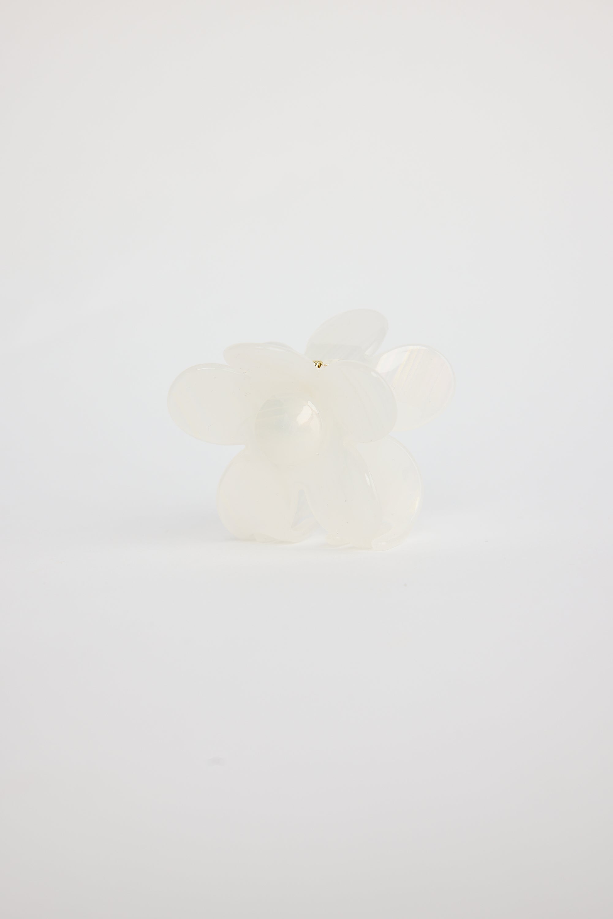 Flower Power Hair Claw - White