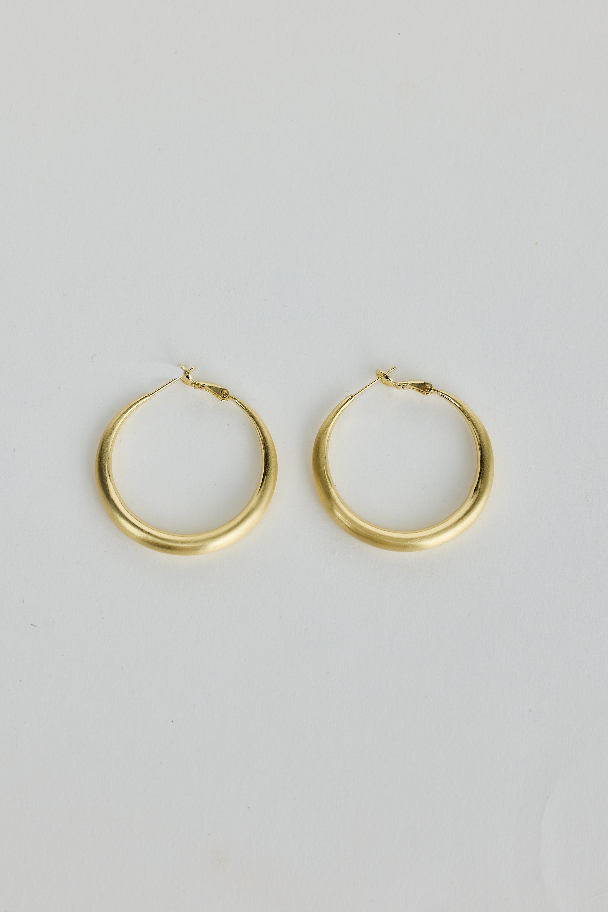 York Earrings - Gold
