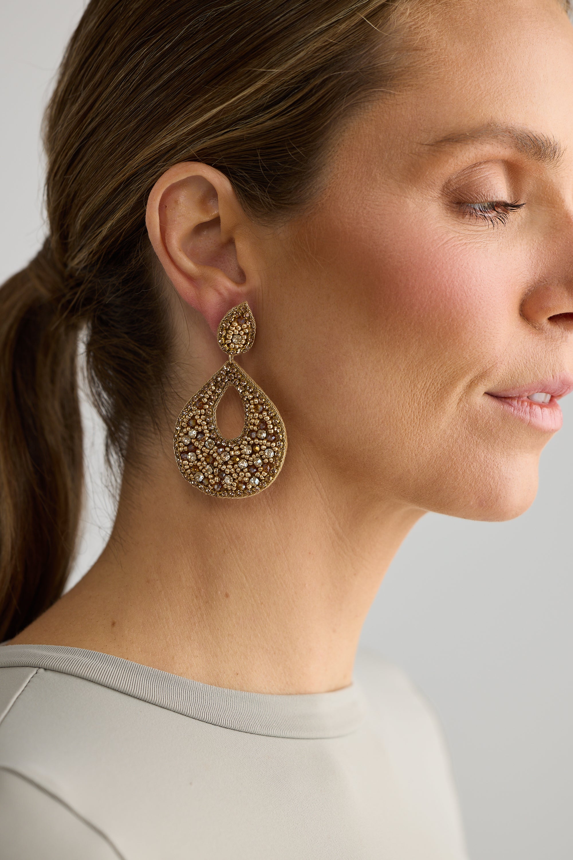 Night Out Earrings - Champagne