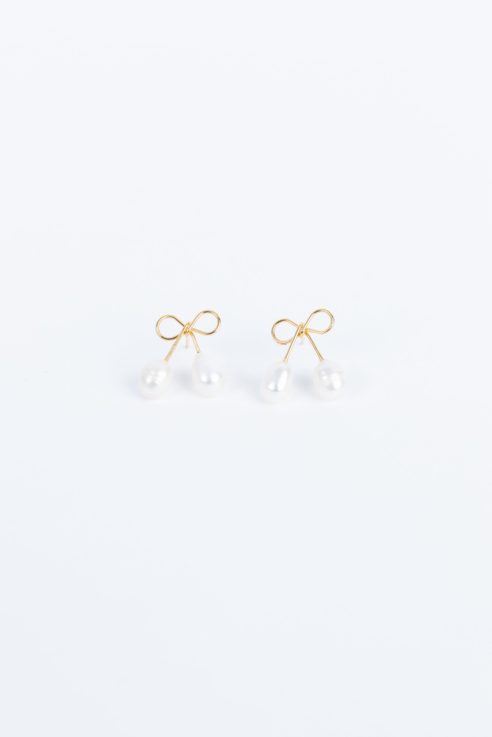 Cherry Earrings - Pearl