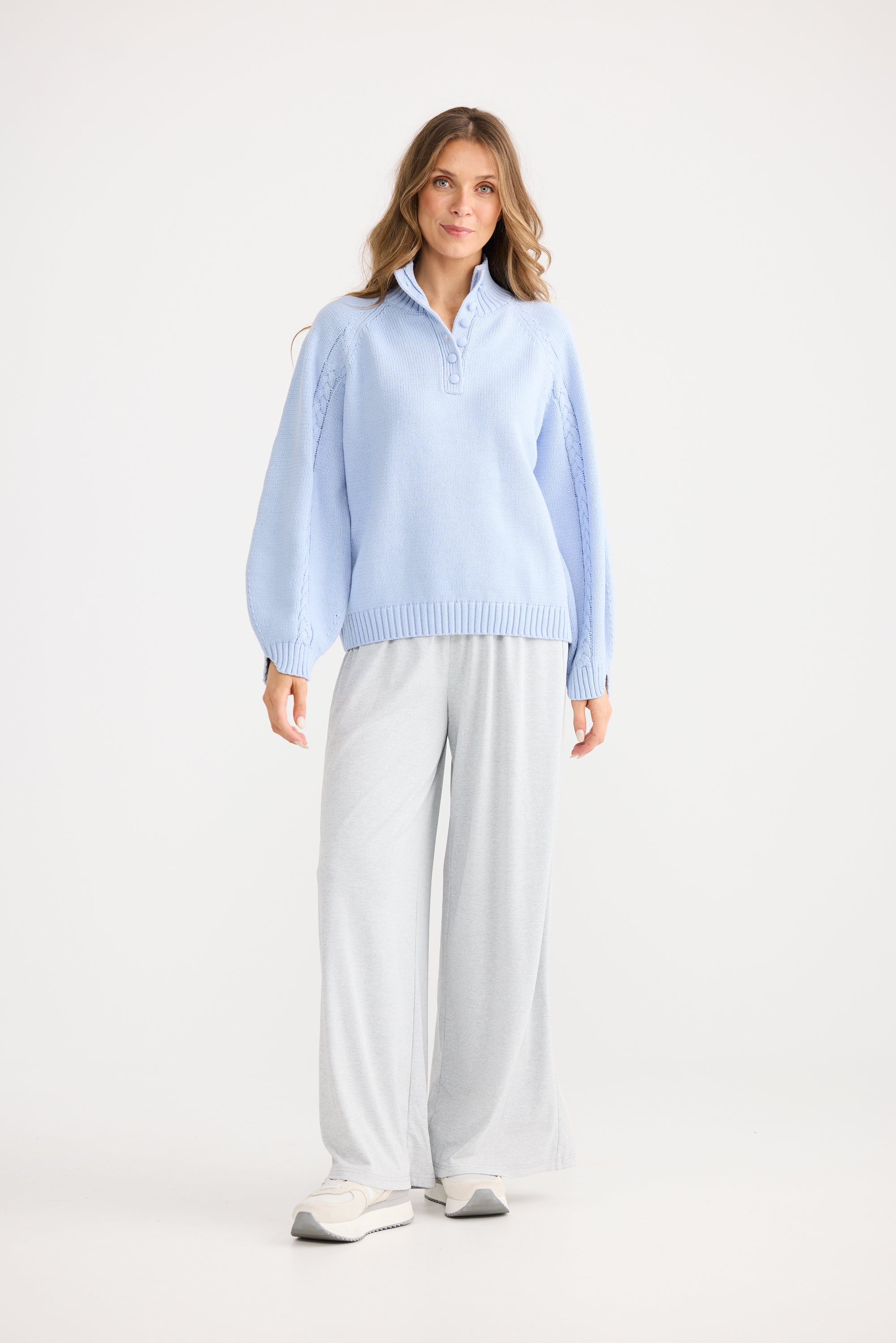 Roomate Knit - Powder Blue