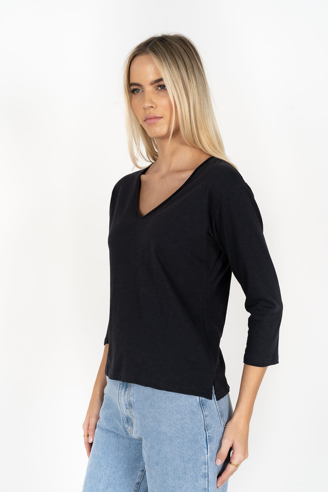 Stella V-Neck - Slate