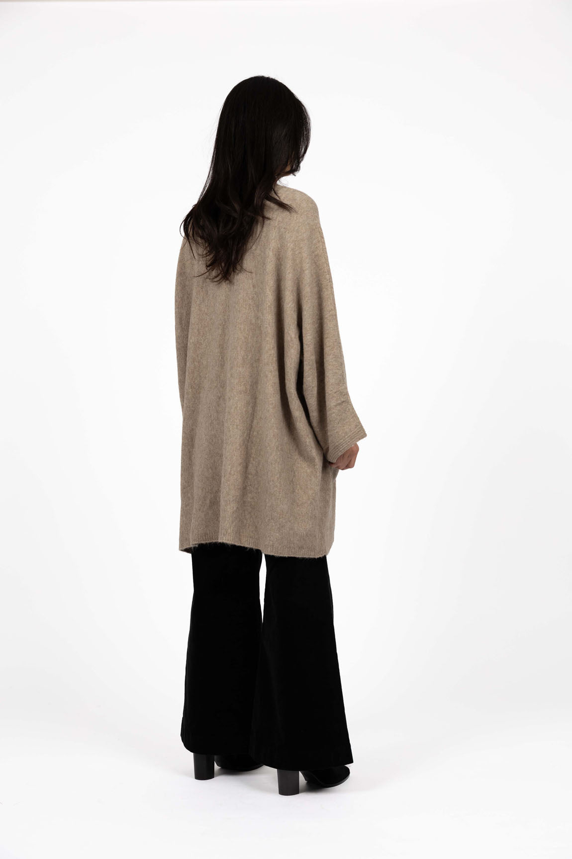 Rosha Cardi - Hazelnut