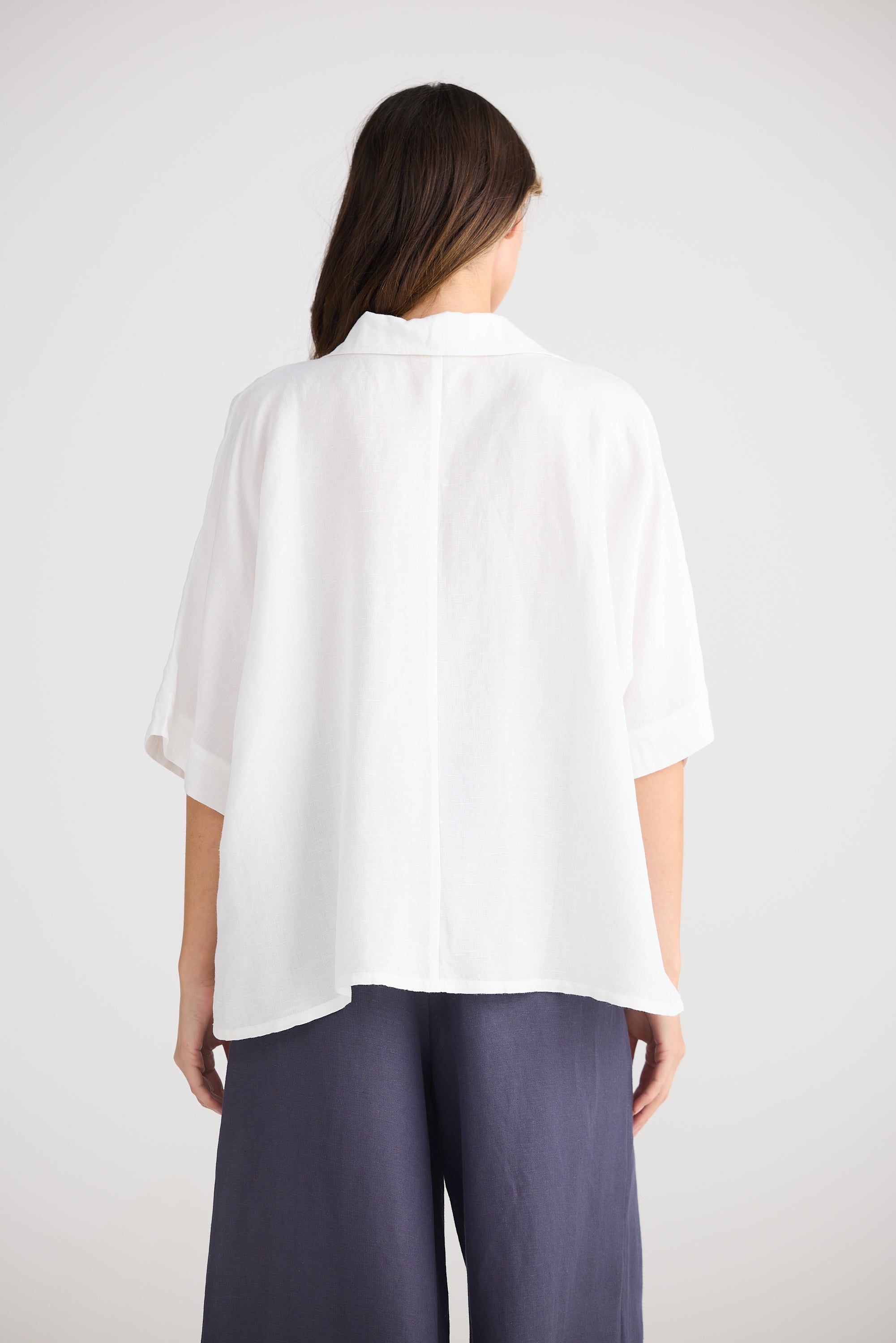 Wander Top - White