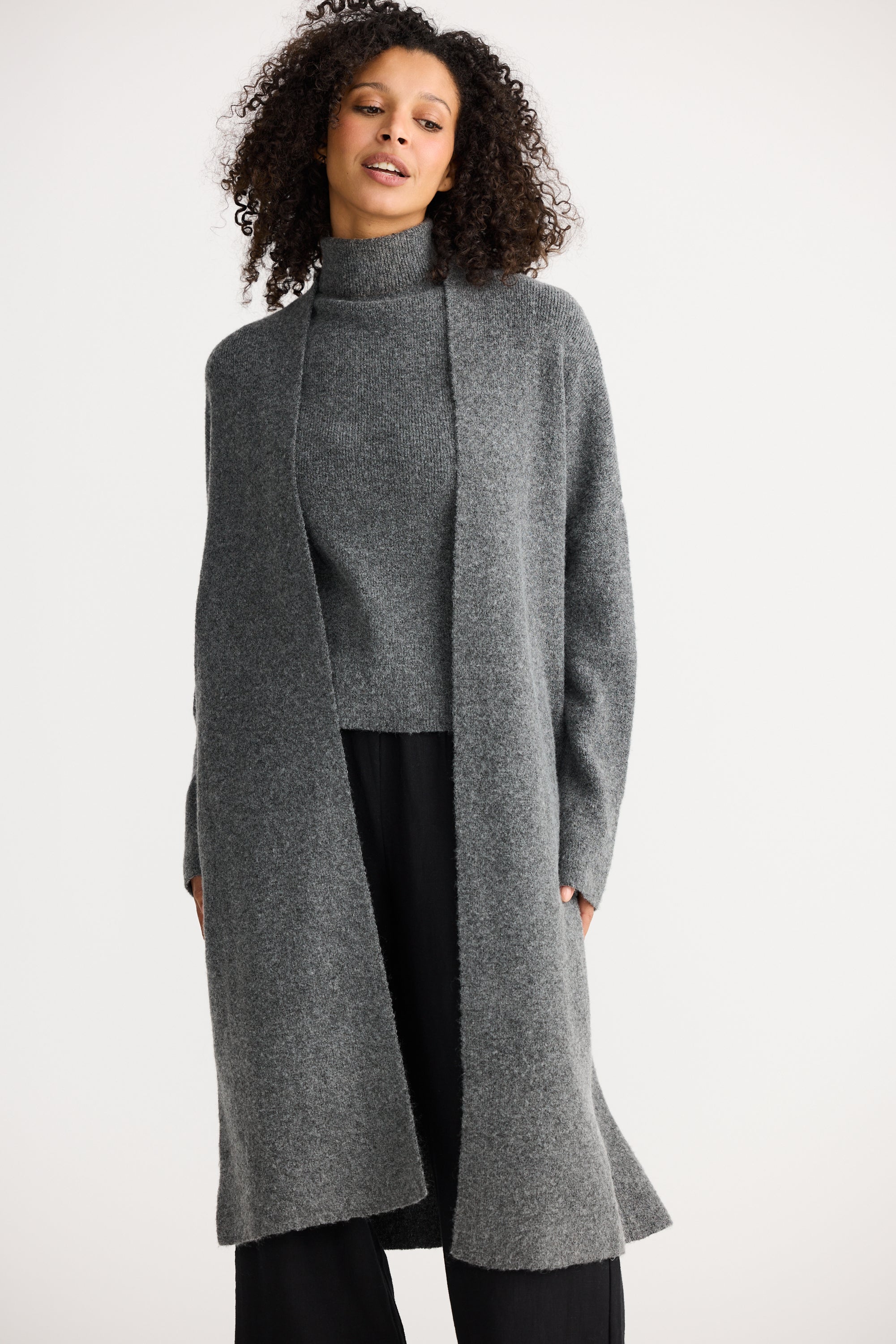 Lucerne Cardi - Charcoal