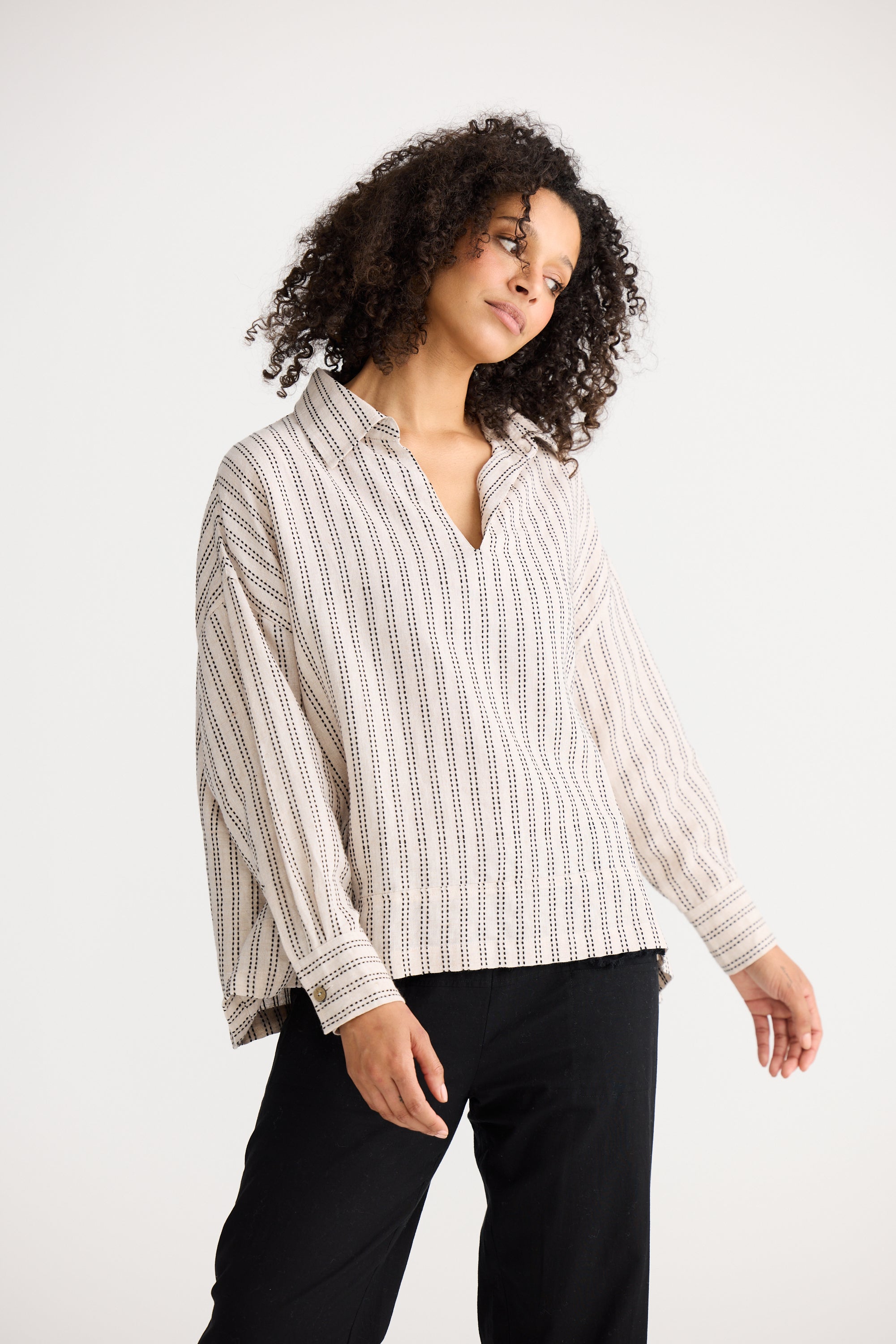 Wander Top Long Sleeve Top - Natural Stitch