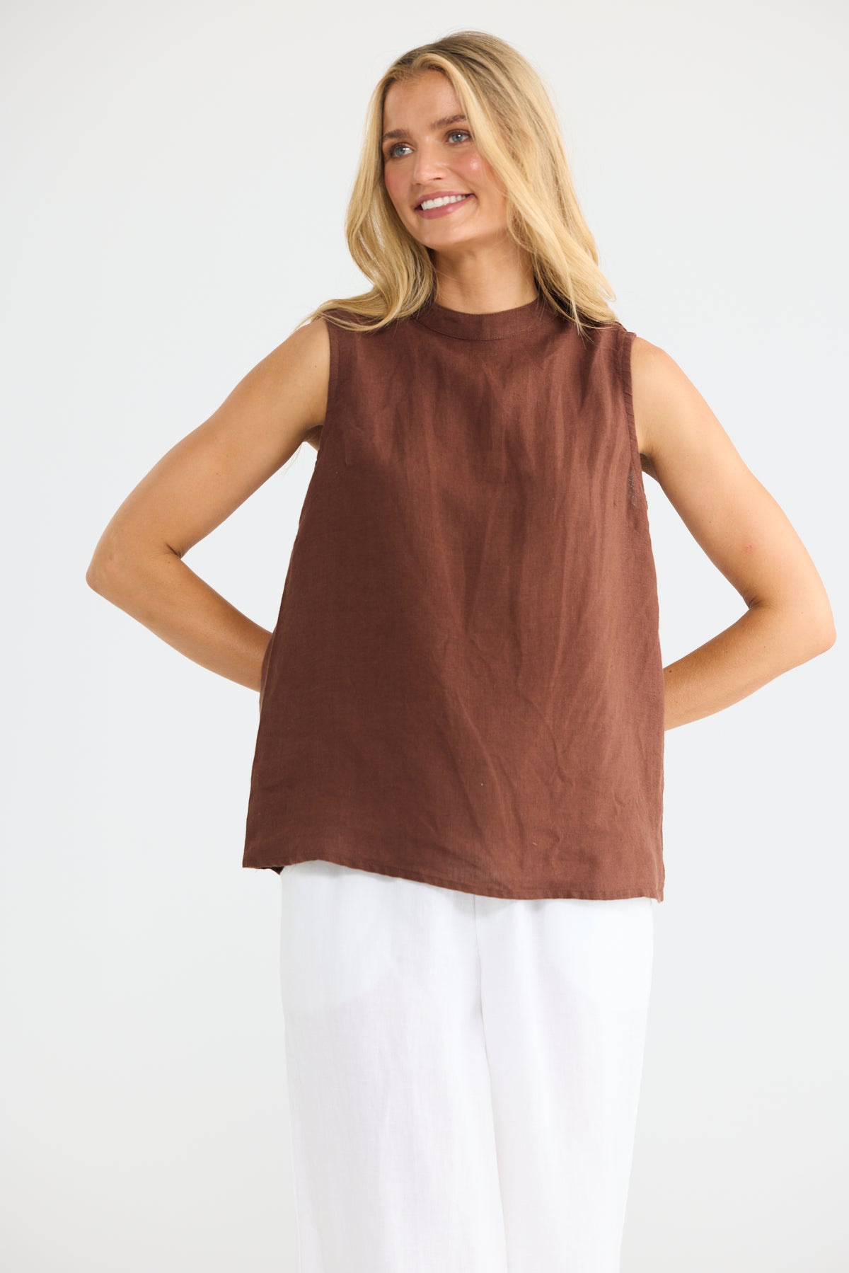 Adel Top - Chocolate Linen