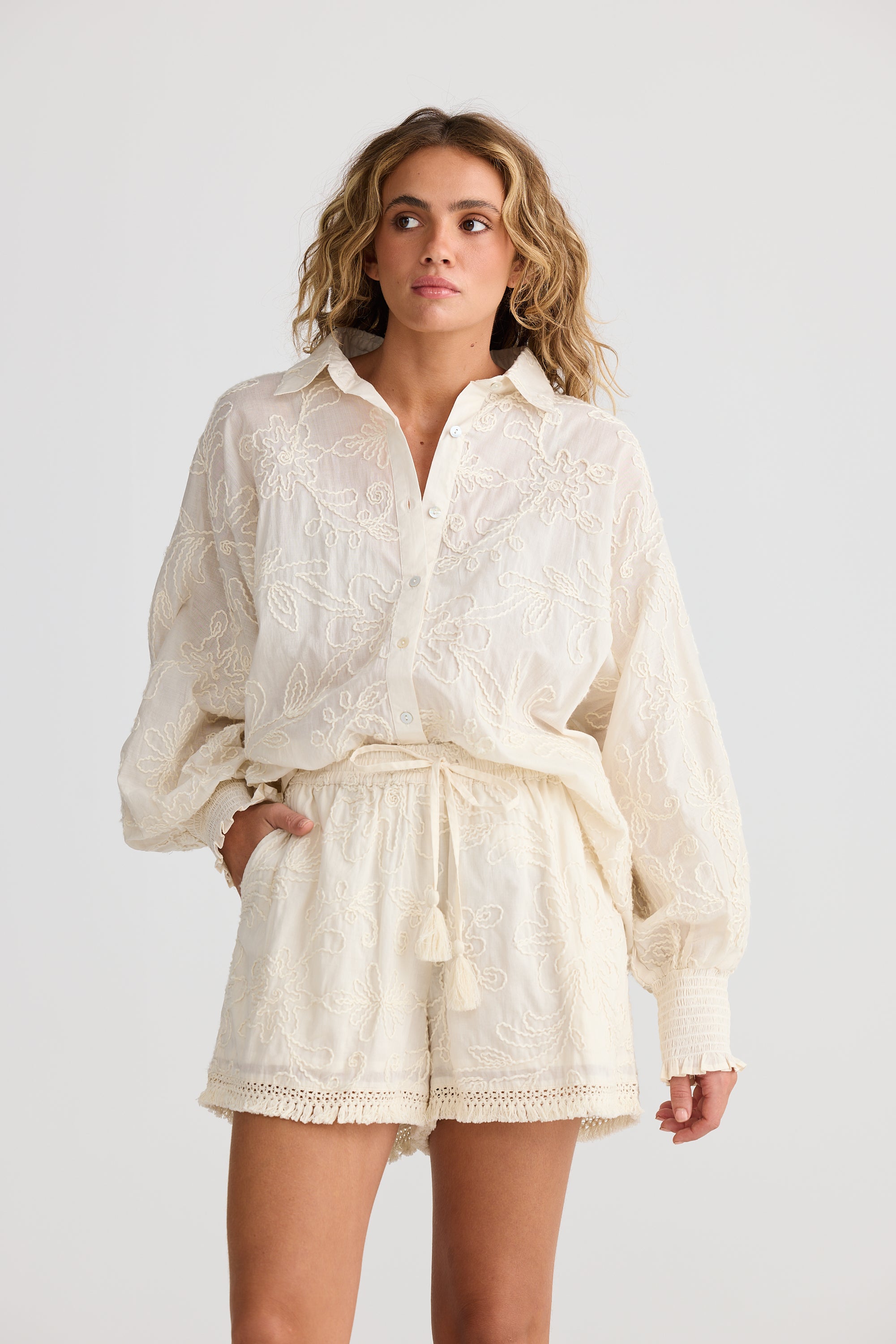 Chantilly Short - Natural Embroidery